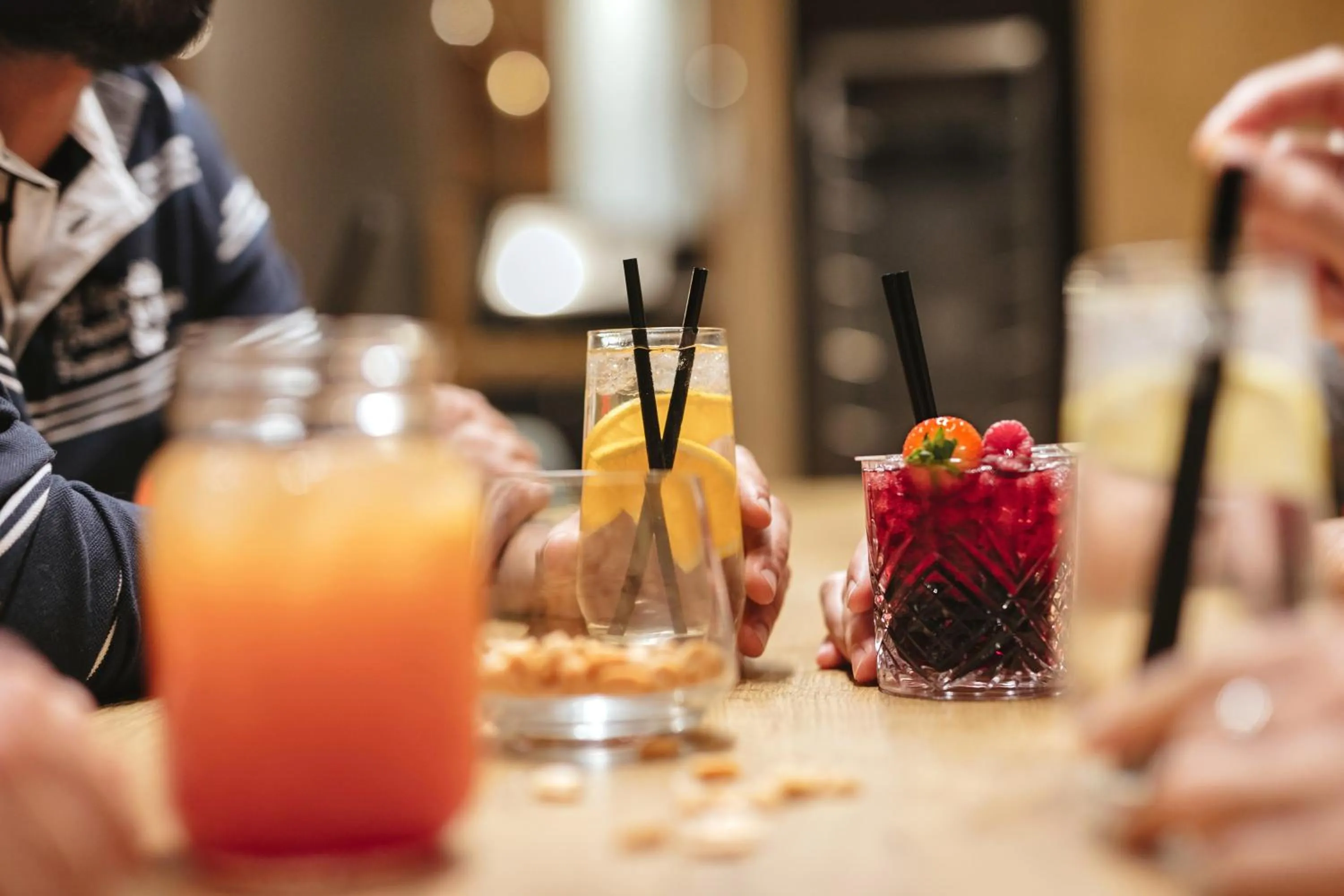 Restaurant/places to eat in ibis London Sutton Point