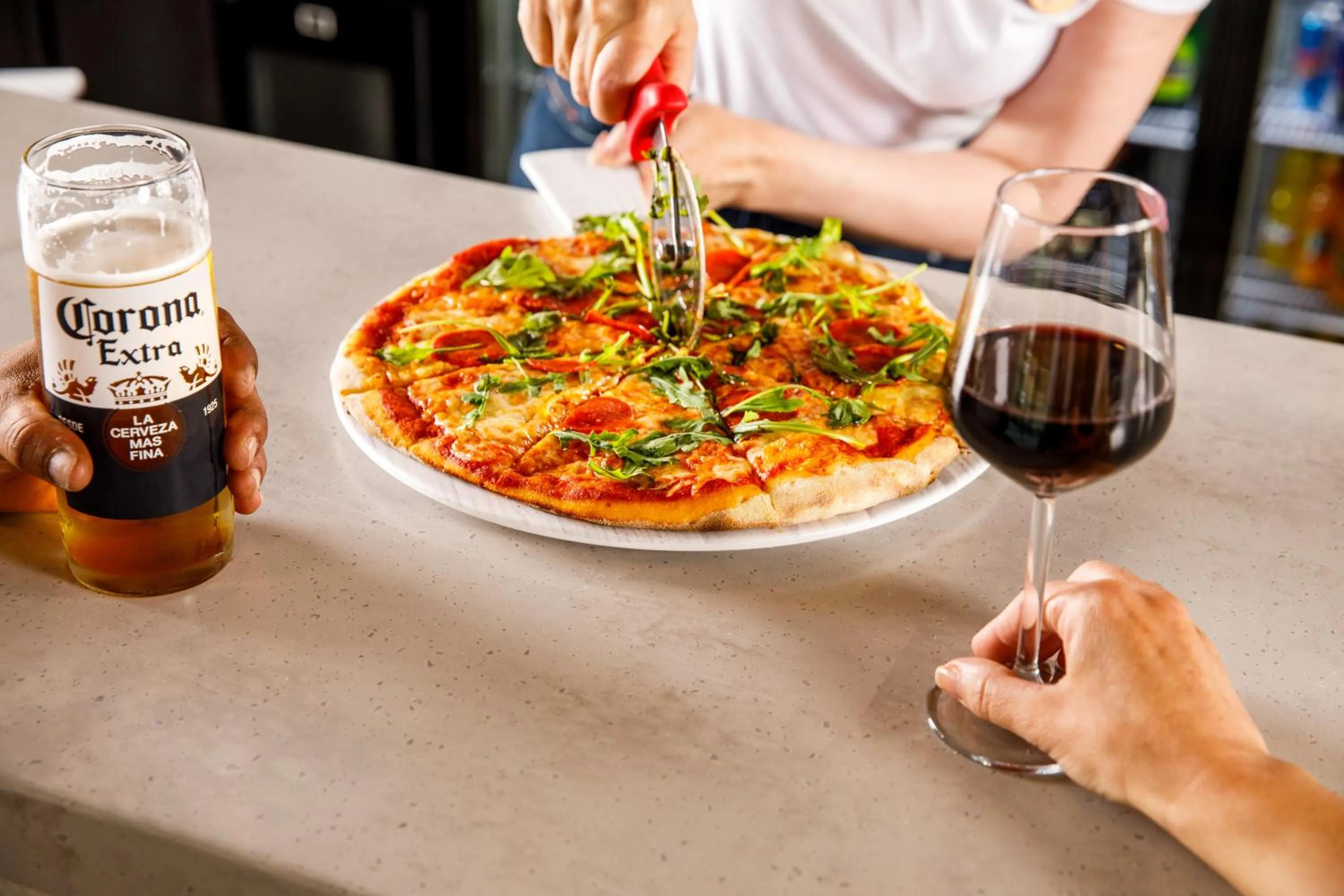 Restaurant/places to eat in ibis London Sutton Point