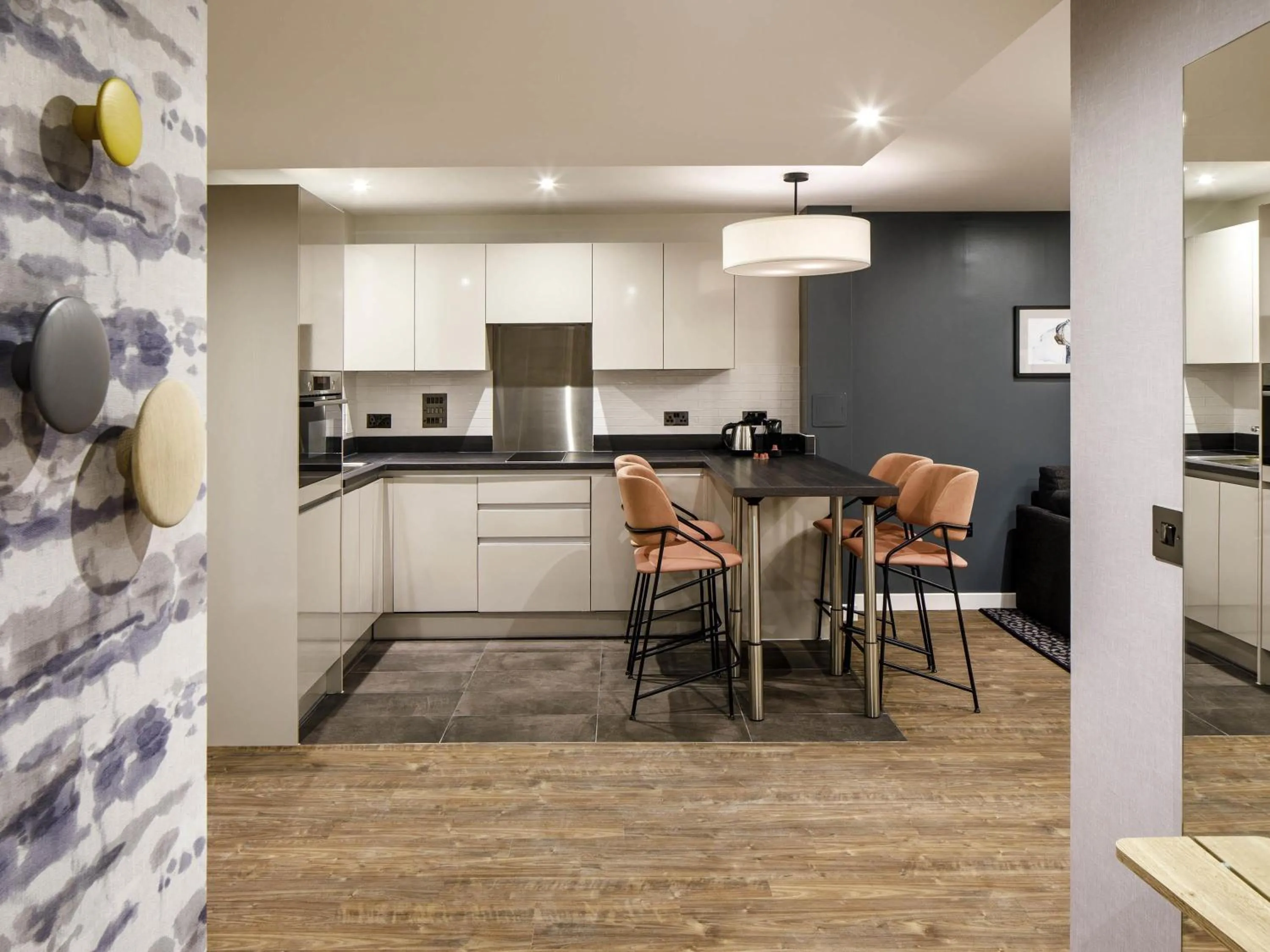 Bedroom in Aparthotel Adagio London Sutton Point