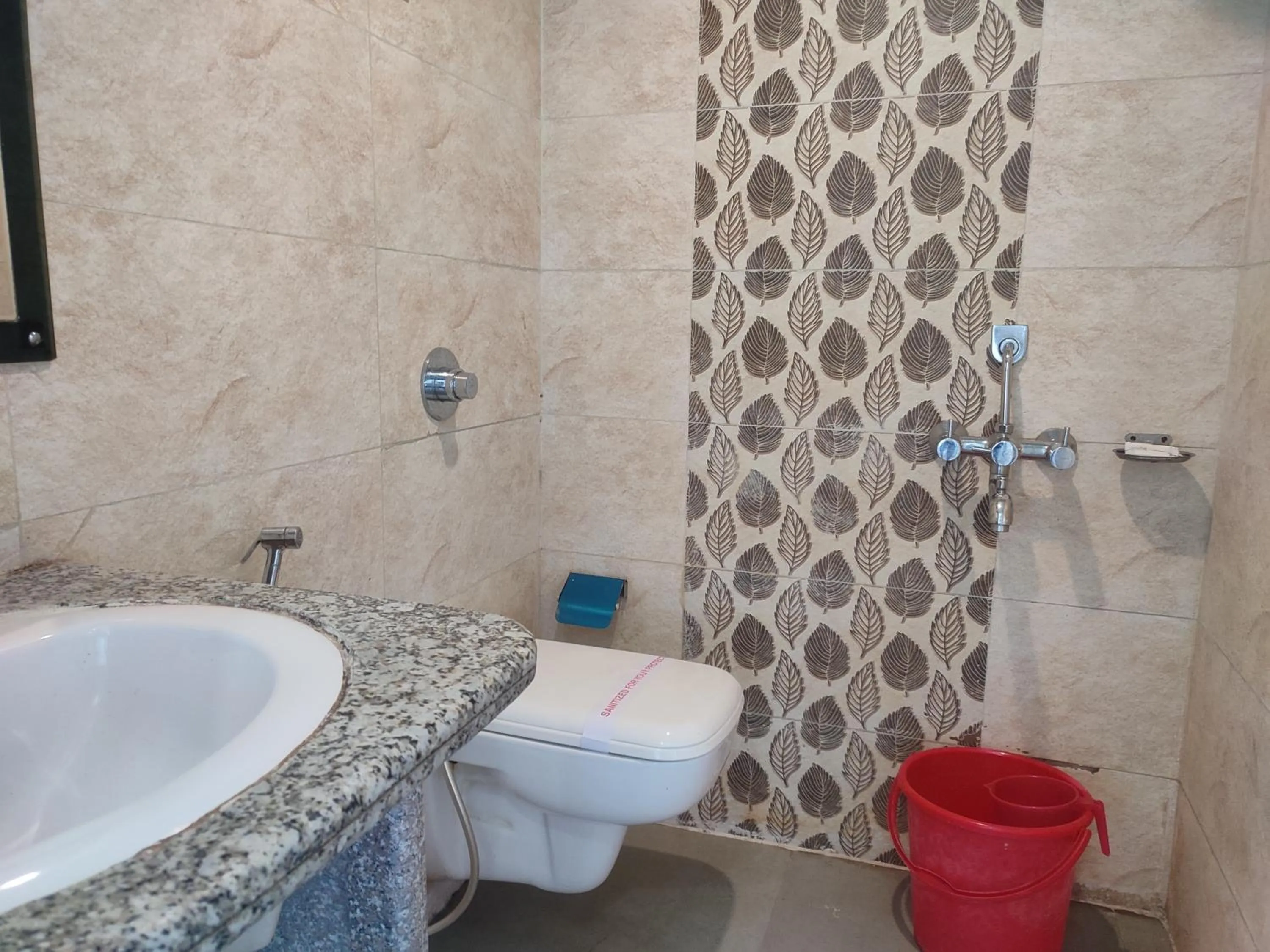Shower in Maa Greenary View - A Holiday Resort