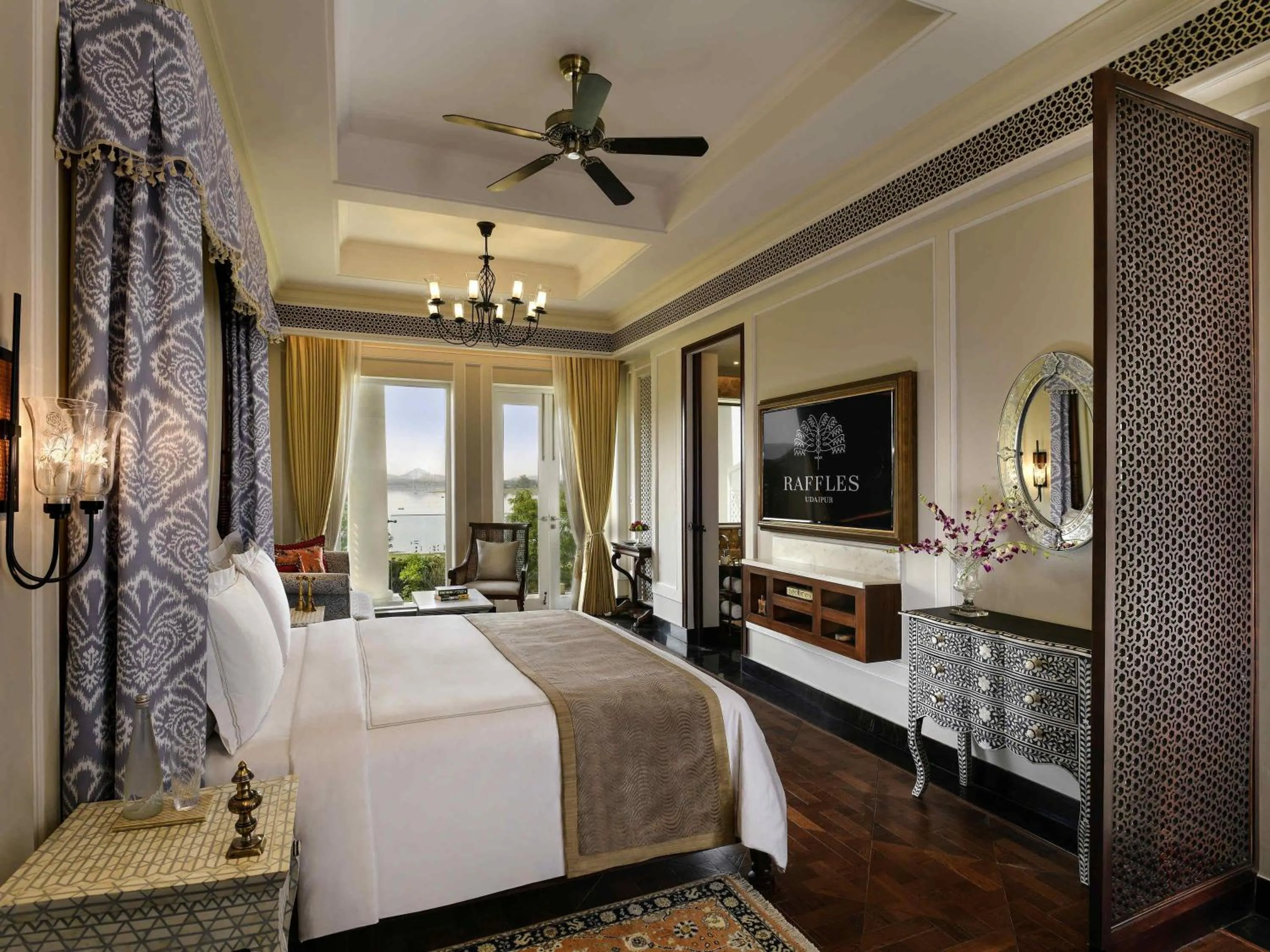 Bedroom, Bed in Raffles Udaipur