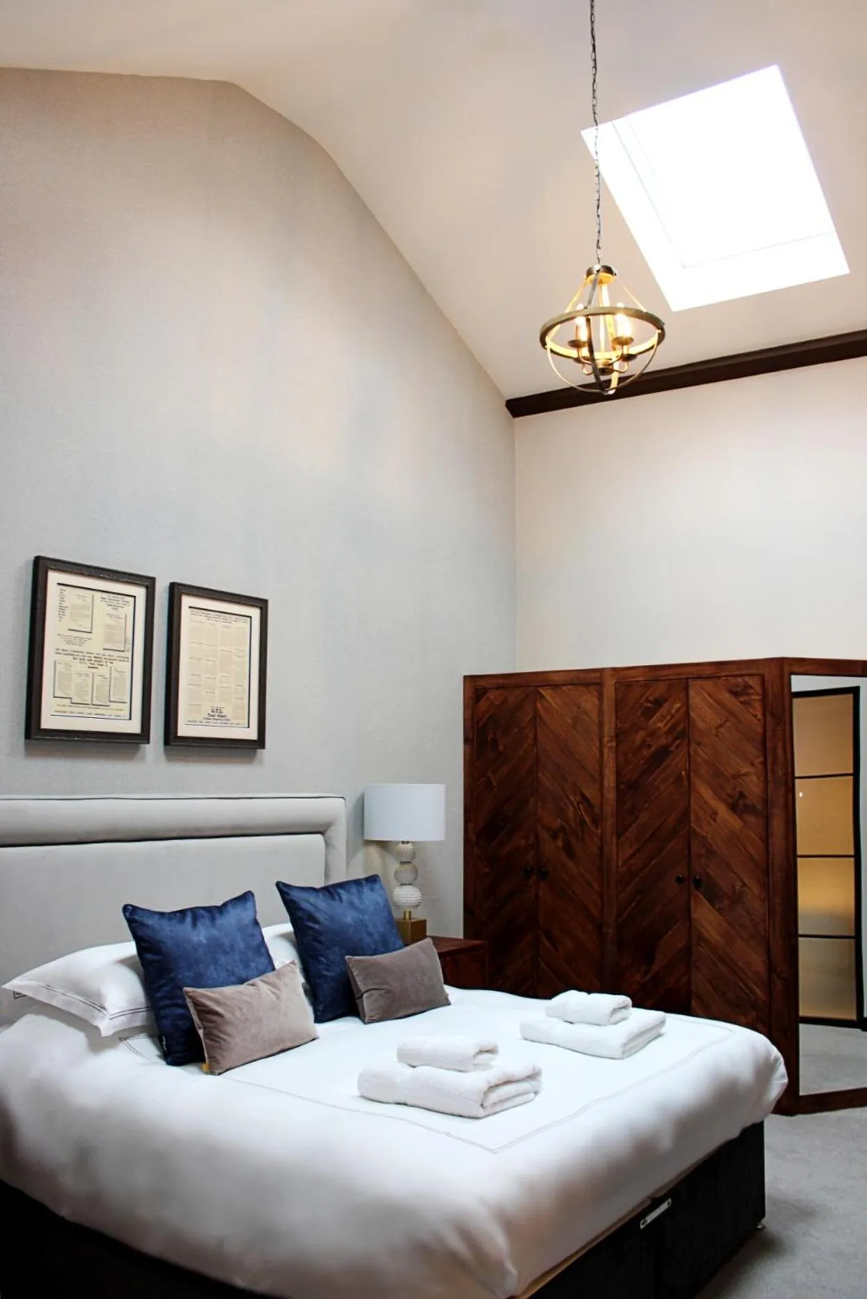 Bed in The Merchant's Yard