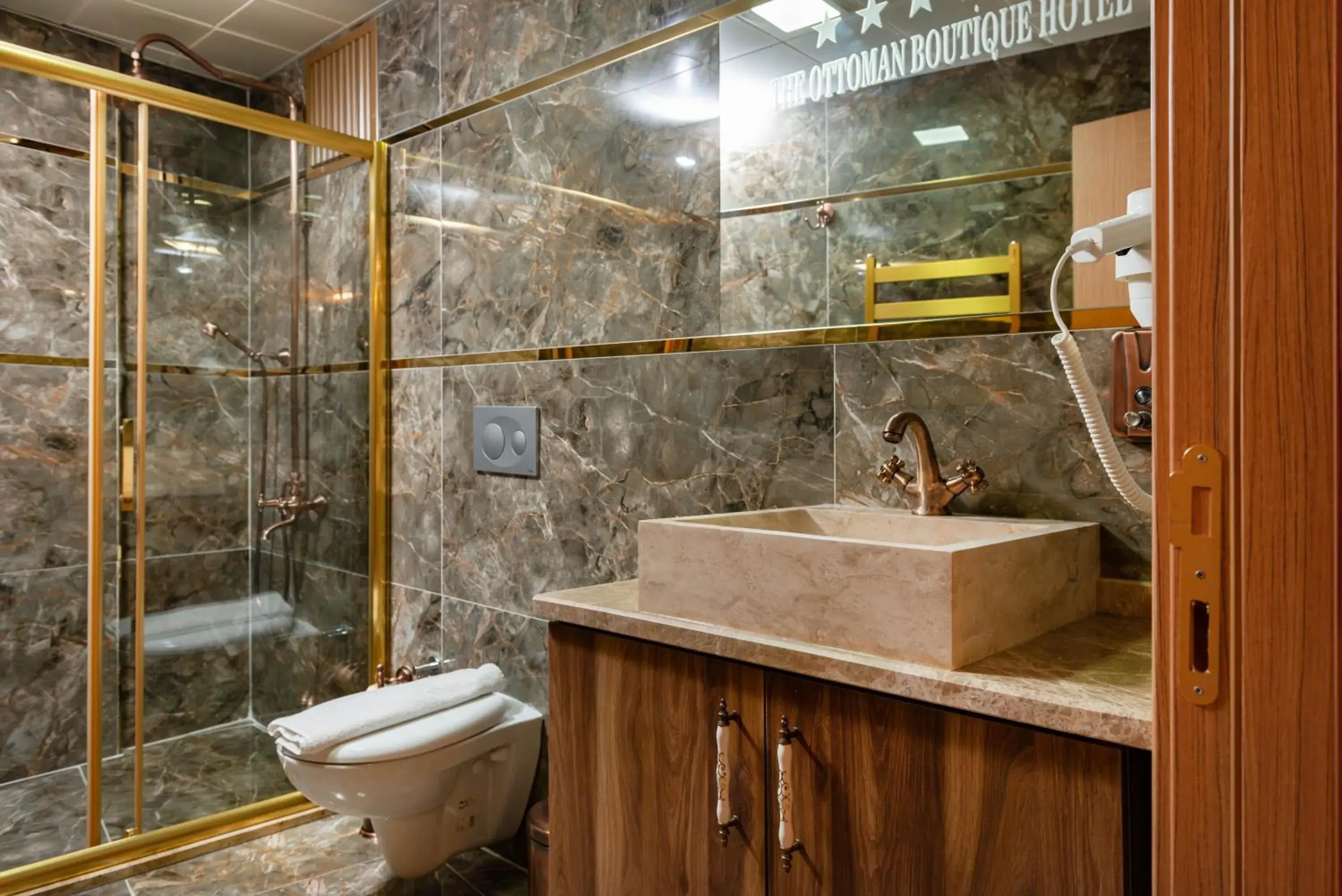 King Room in The Ottoman King Room in The Ottoman