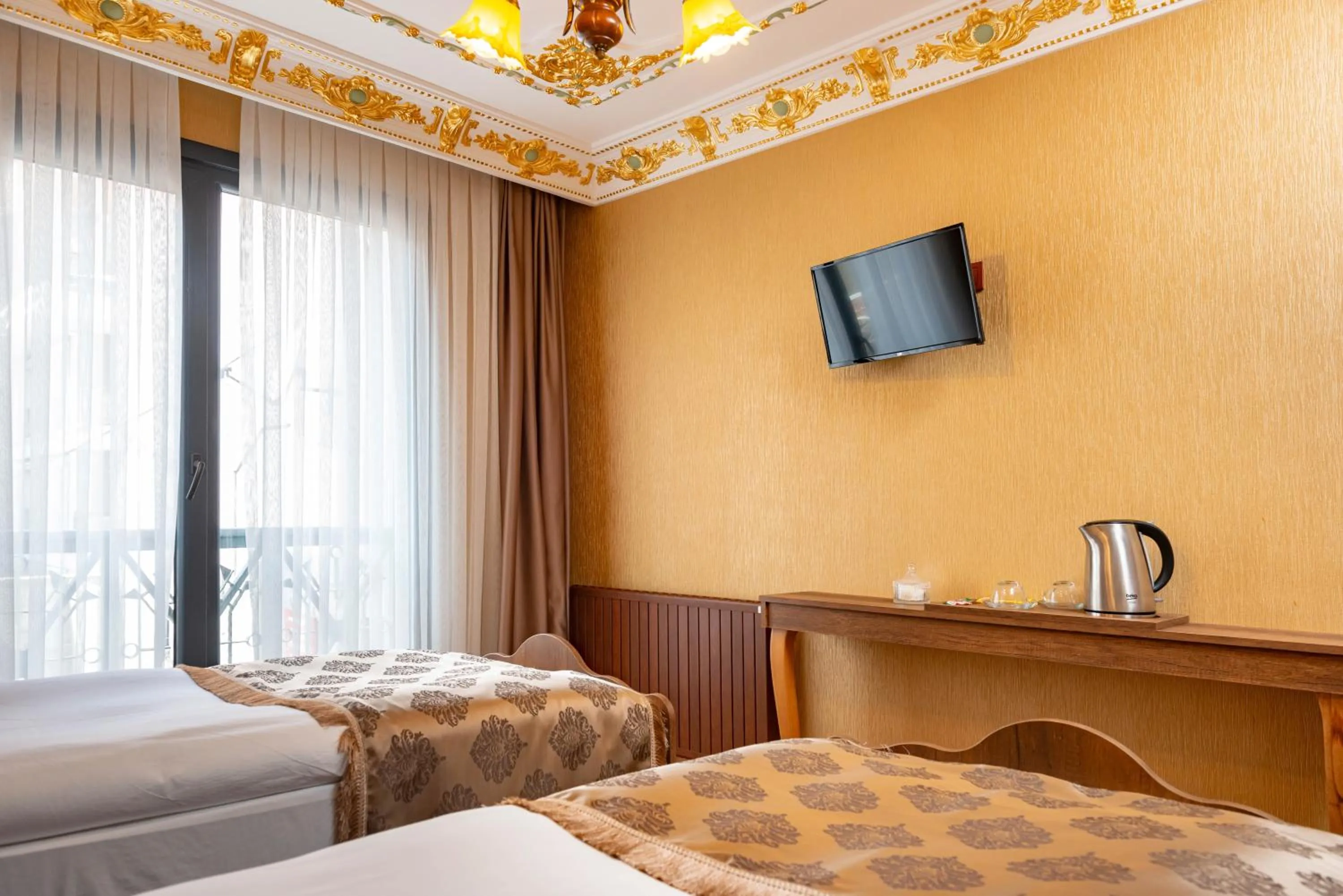 Bedroom, Bed in The Ottoman