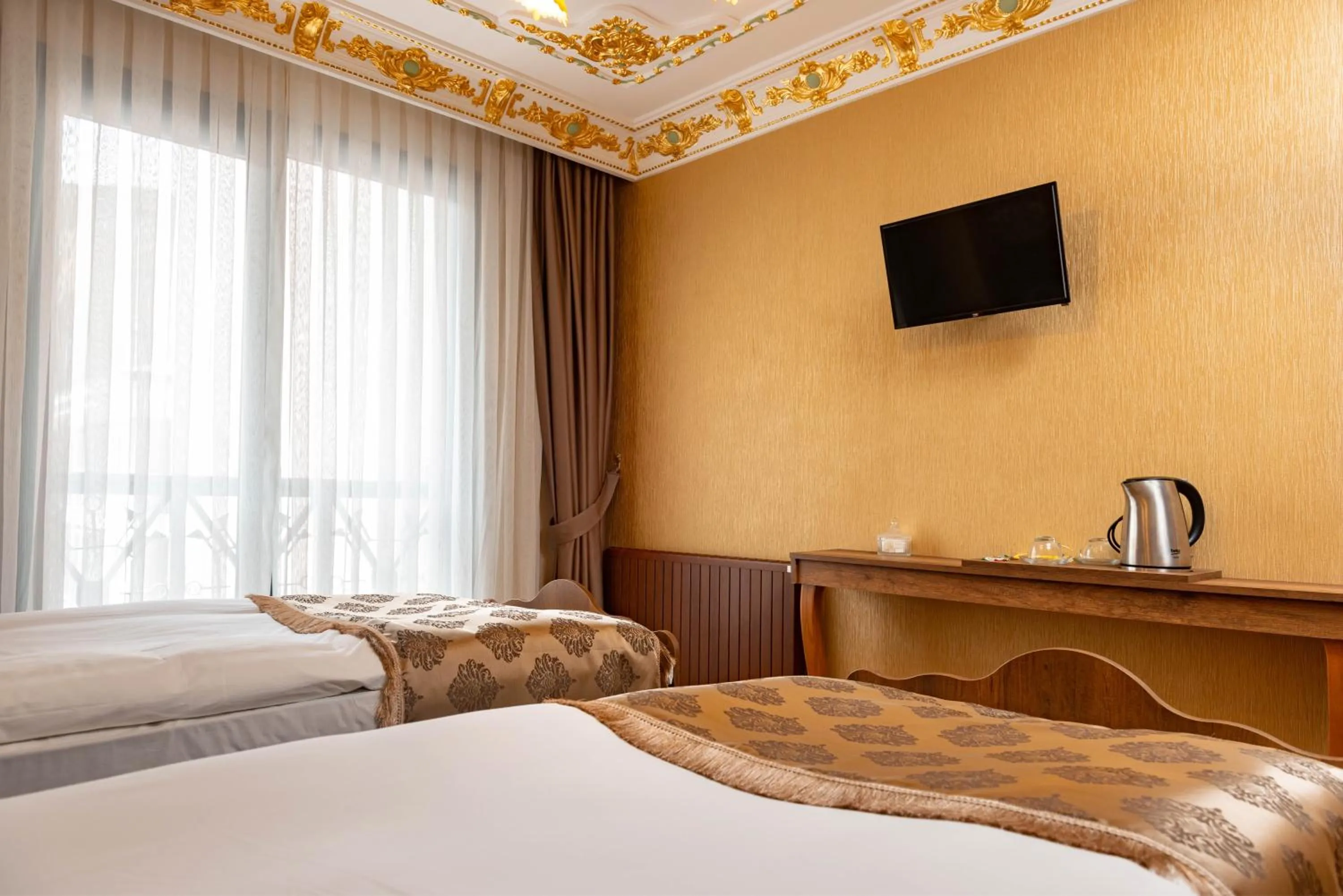 Bedroom, Bed in The Ottoman