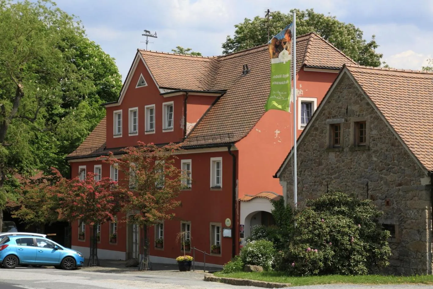 Property building in Landidyll Hotel Erbgericht Tautewalde