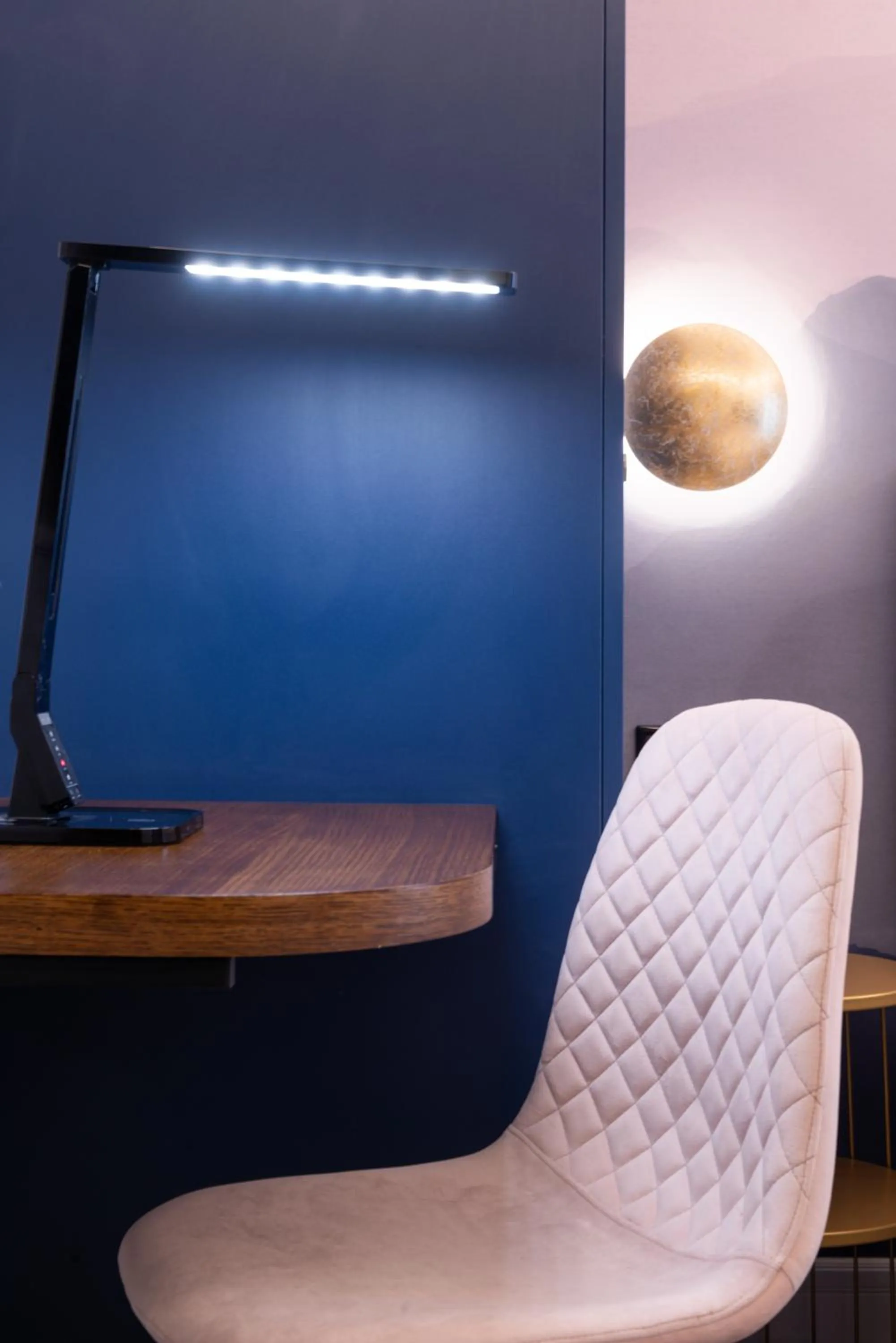 Bedroom in Hôtel Le Milie Rose