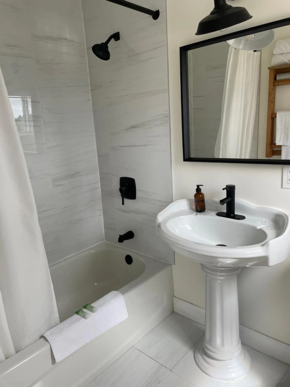 Shower in The Marmalade Motel