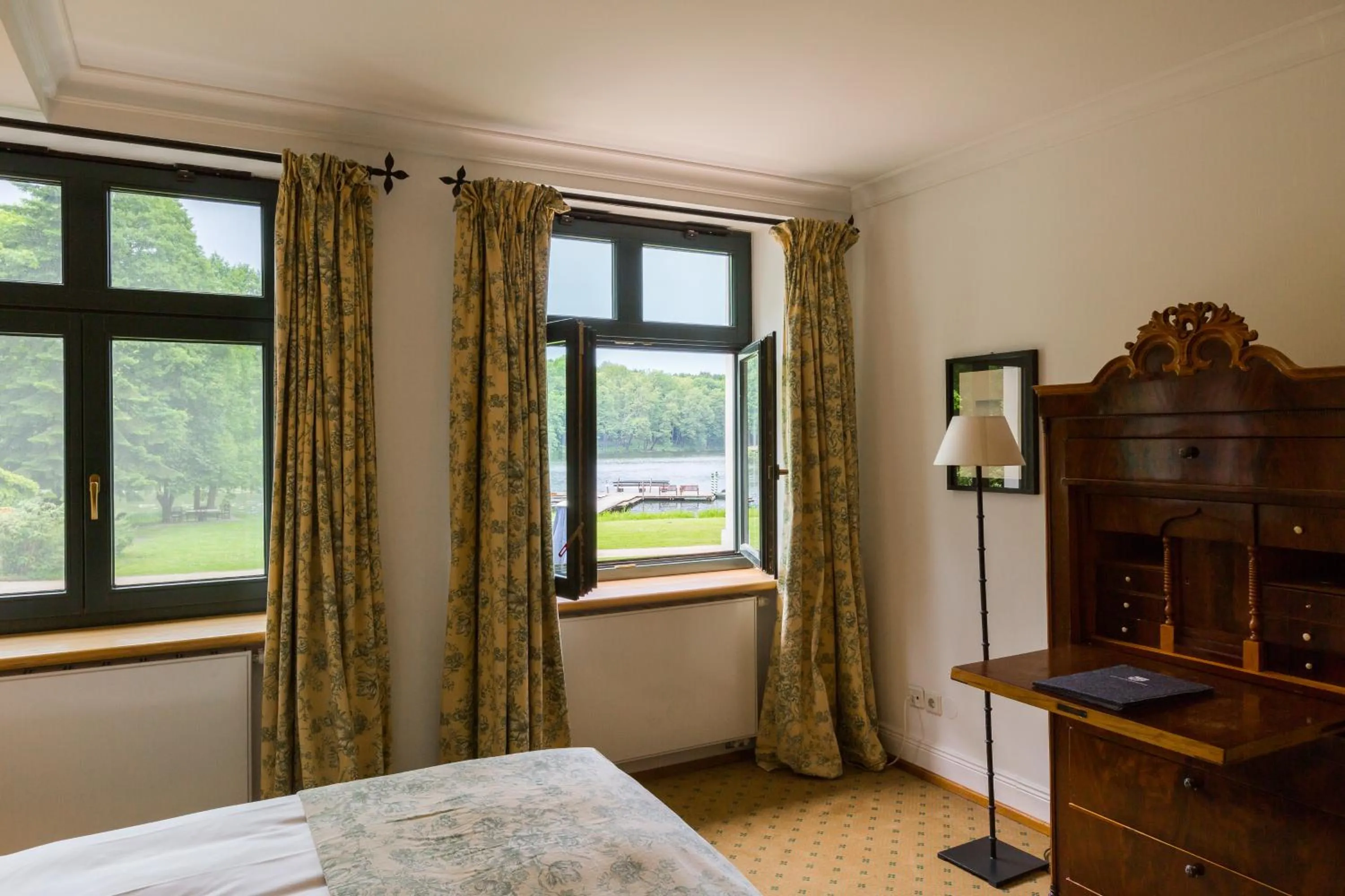 Photo of the whole room, Bed in Hotel Gut Klostermühle natur resort & medical spa