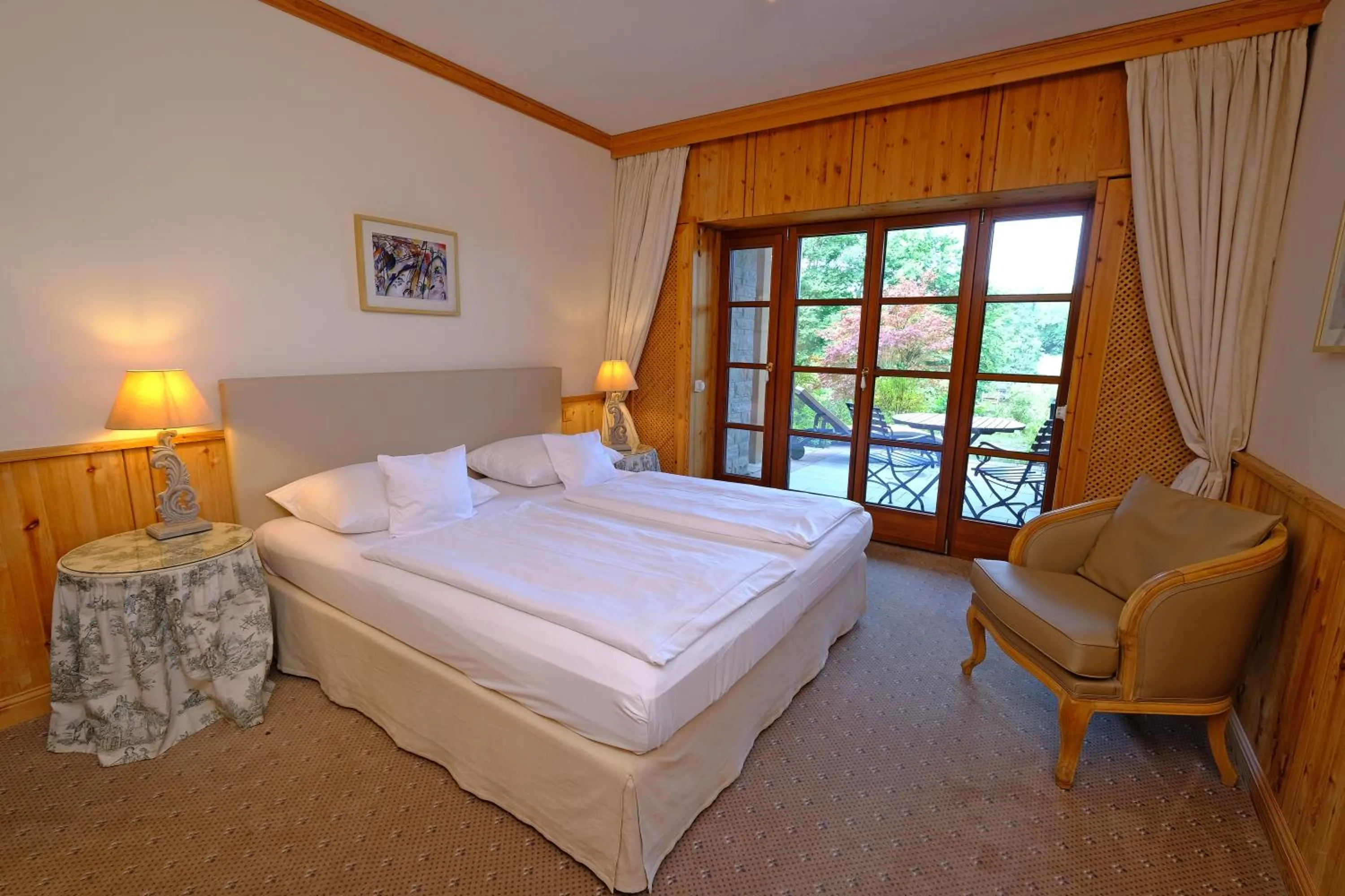 Photo of the whole room, Bed in Hotel Gut Klostermühle natur resort & medical spa