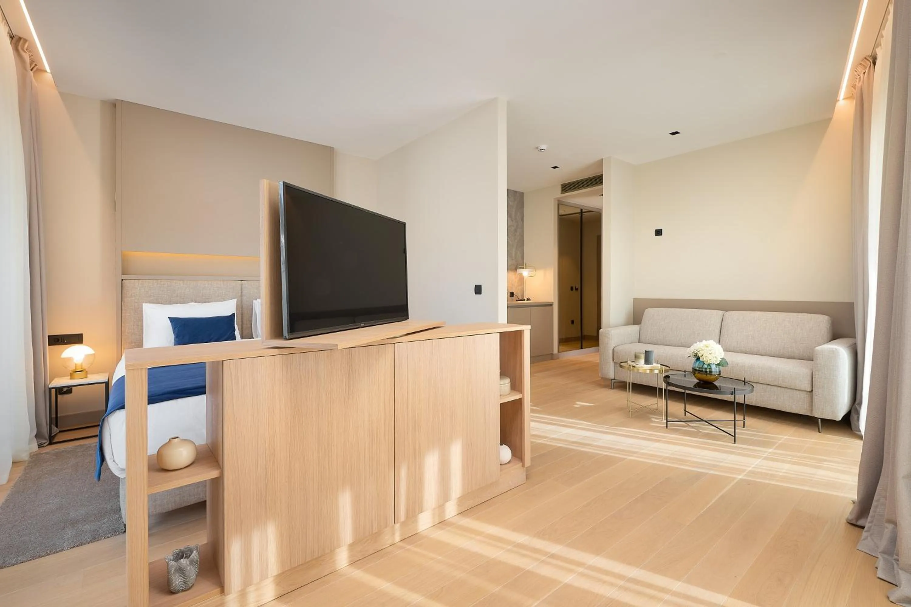 TV and multimedia, Bed in Boutique Hotel Porto