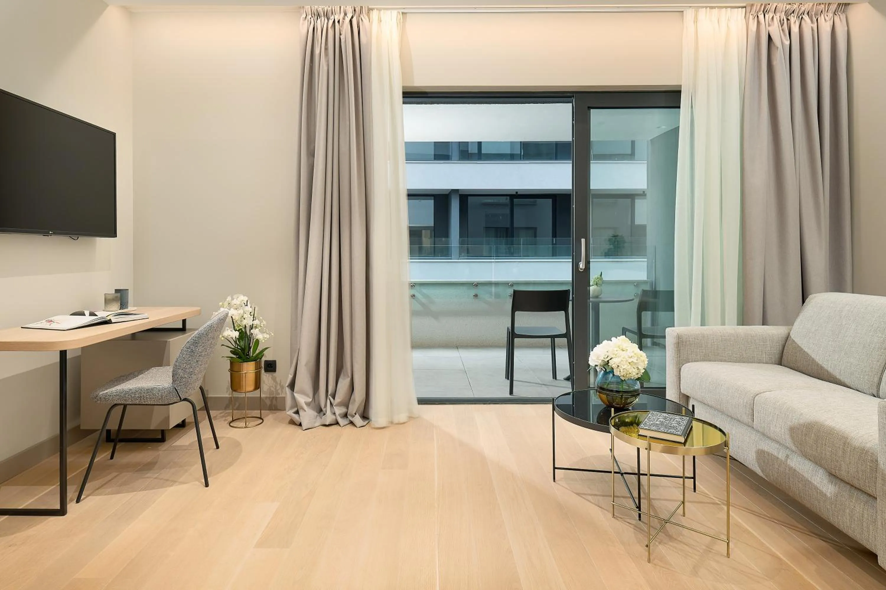 TV and multimedia in Boutique Hotel Porto