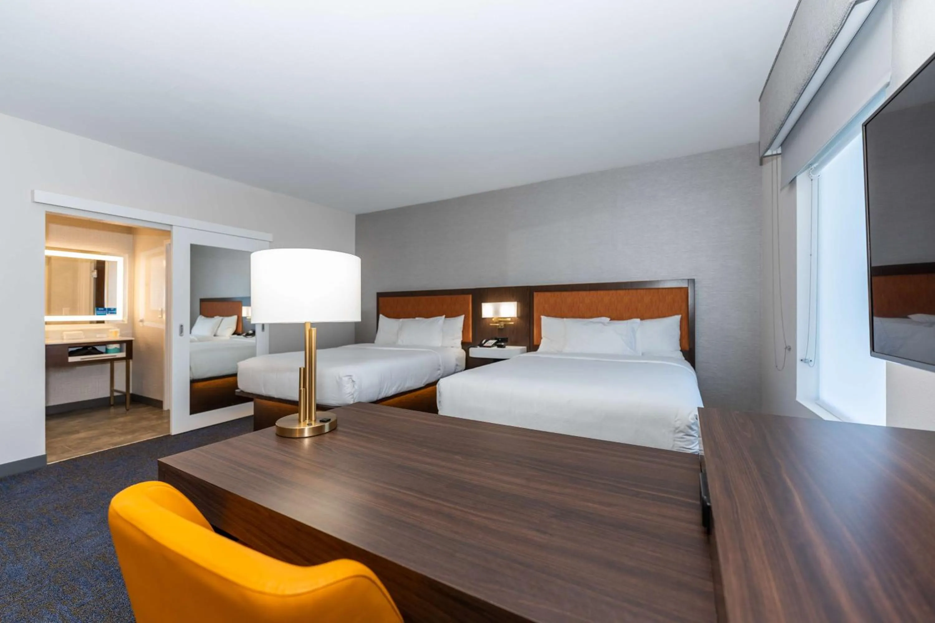 Bedroom, Bed in Hampton Inn & Suites Houston Sugar Land, Tx