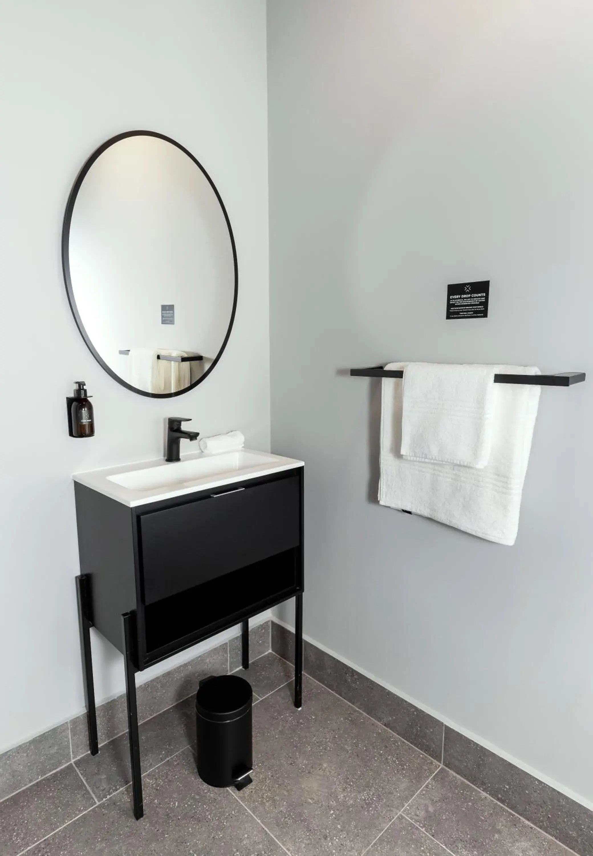 Studio with Mountain View in BlackBrick Cape Town Foreshore Studio with Mountain View in BlackBrick Cape Town Foreshore