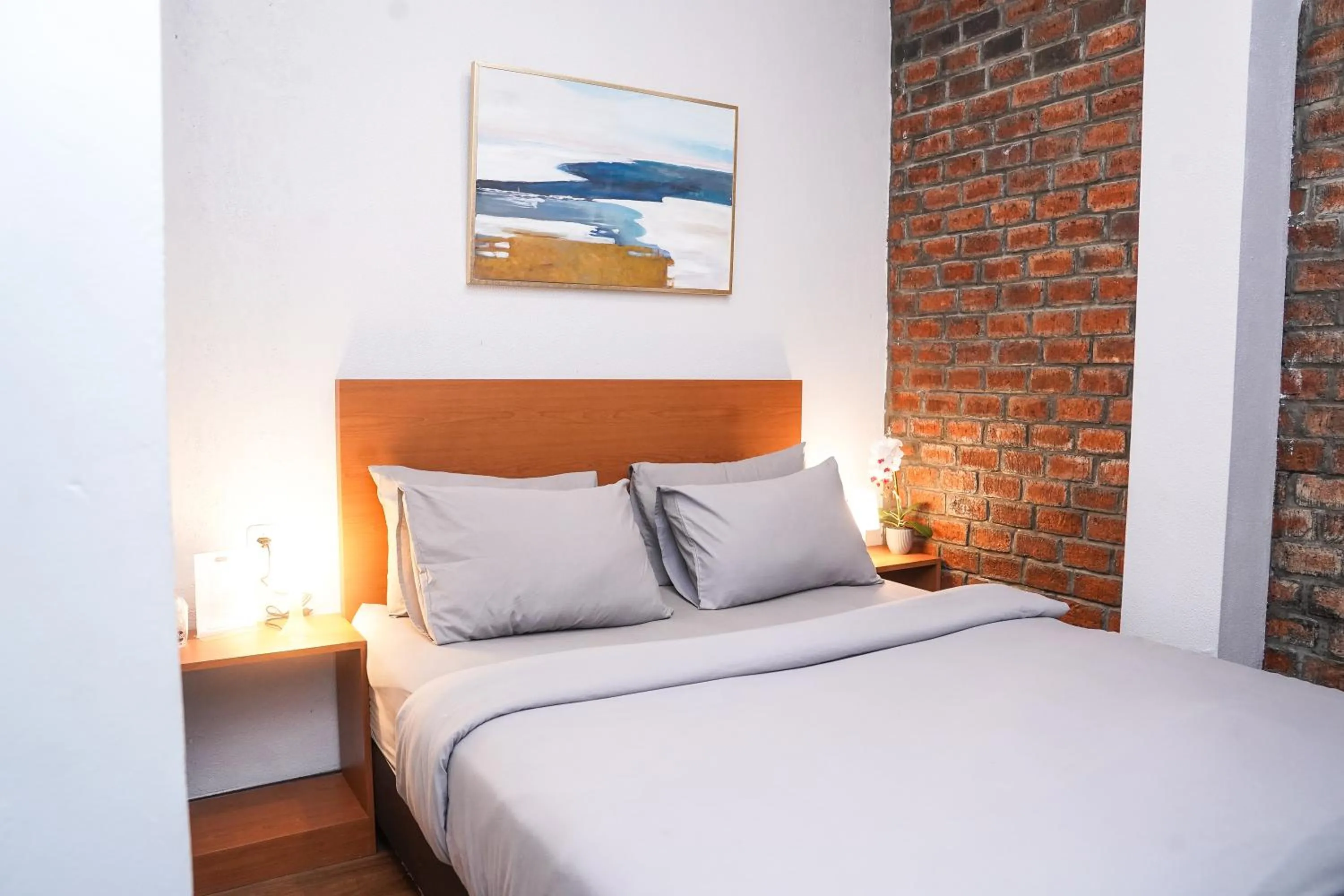 Bed in DENZ Express Bintaro