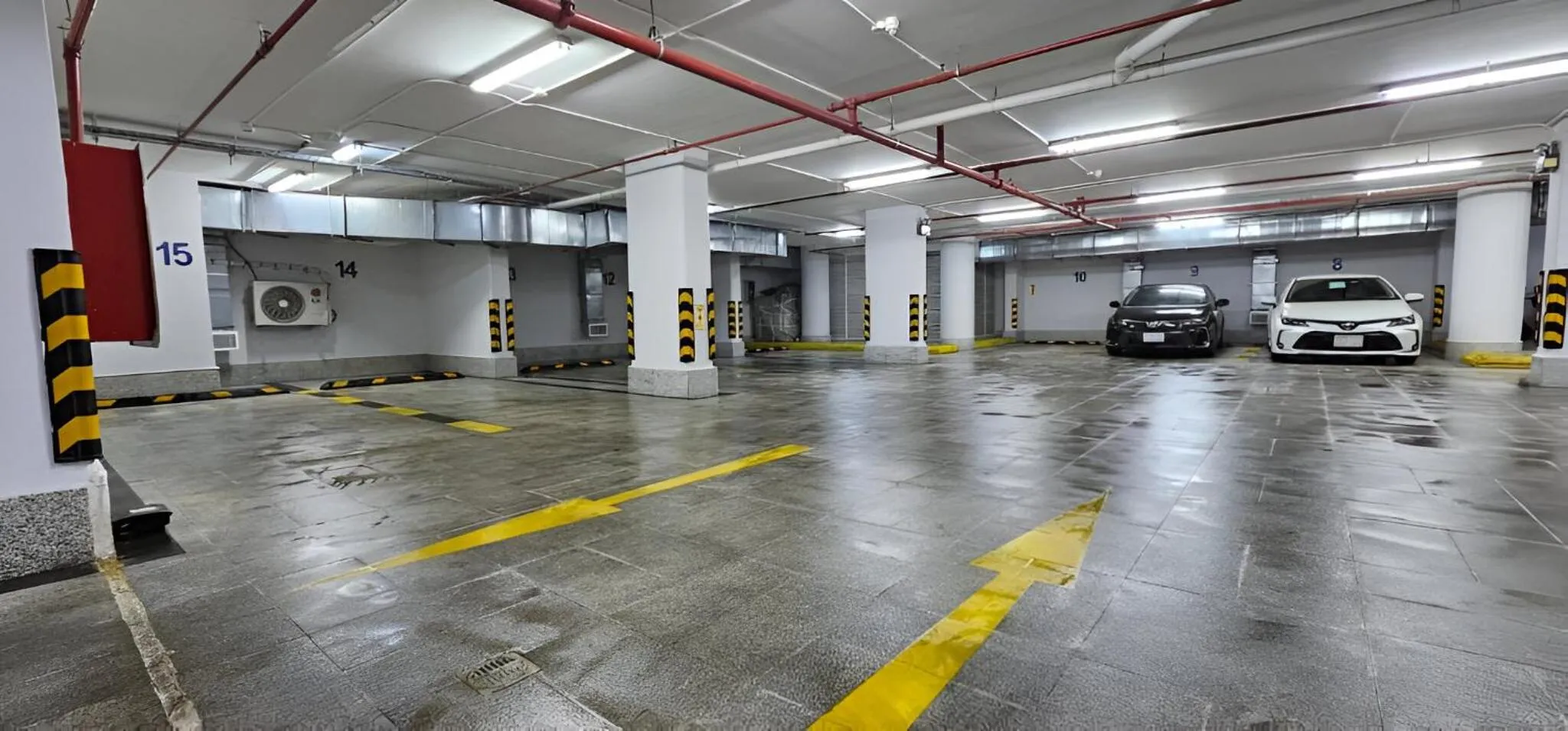 Parking in Landmark Hotels & Suites - Formerly Qamar Hotel