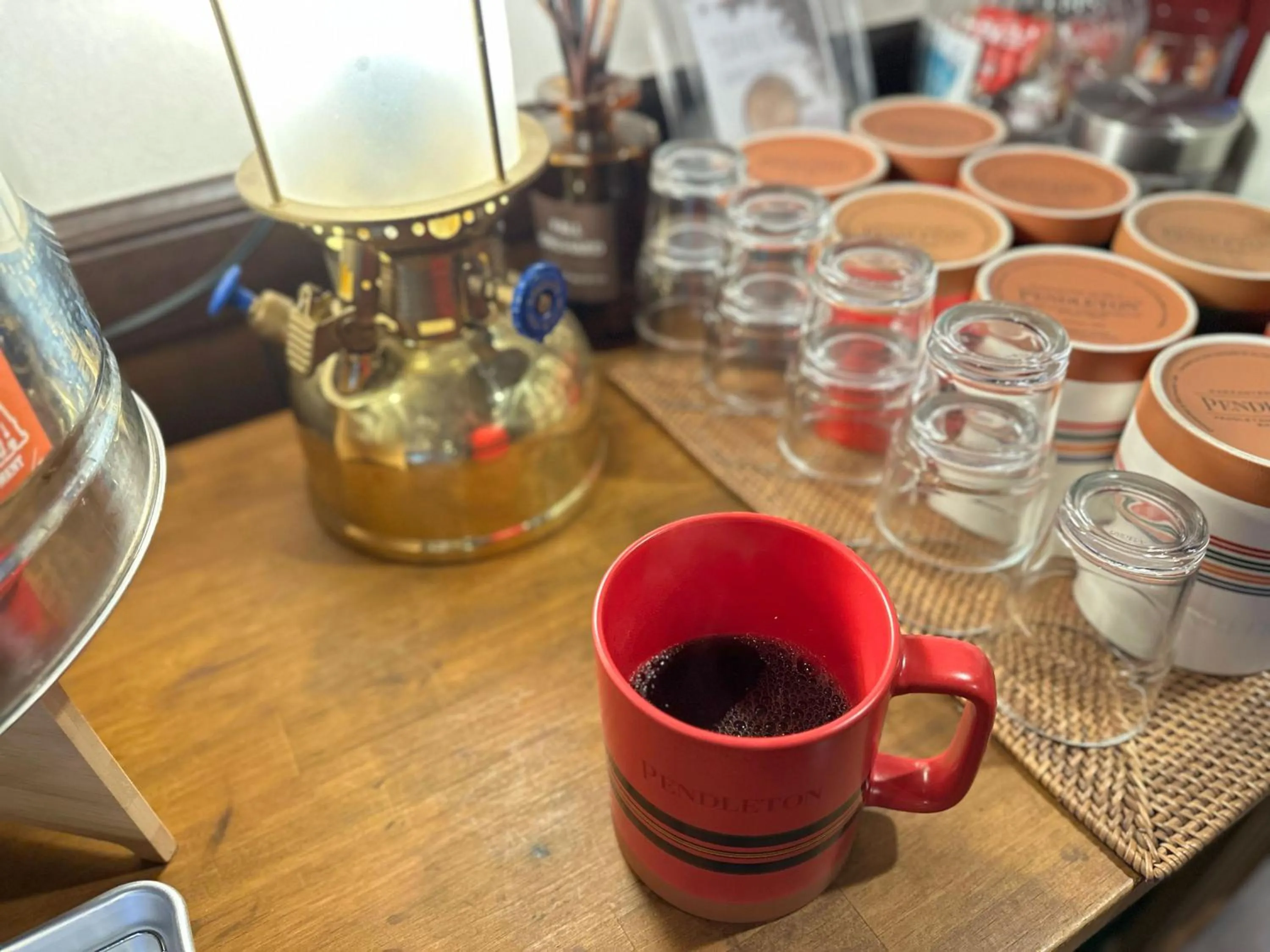 Communal lounge/ TV room in Lakeside Hotels Kuore