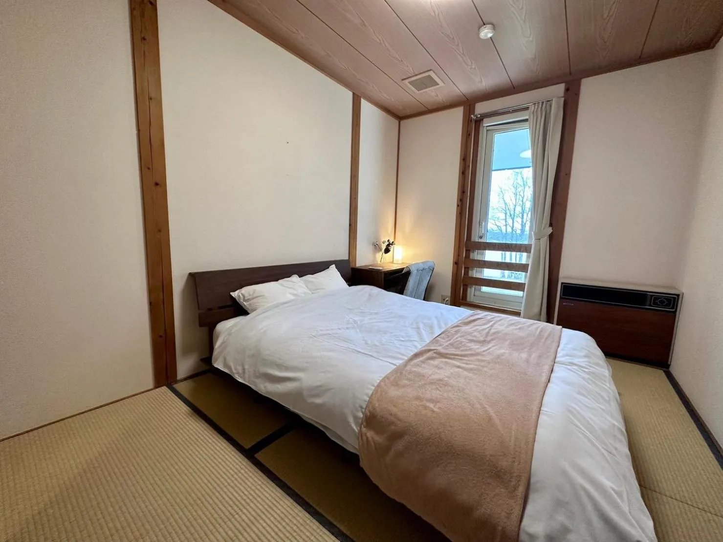 Photo of the whole room, Bed in Lakeside Hotels Kuore