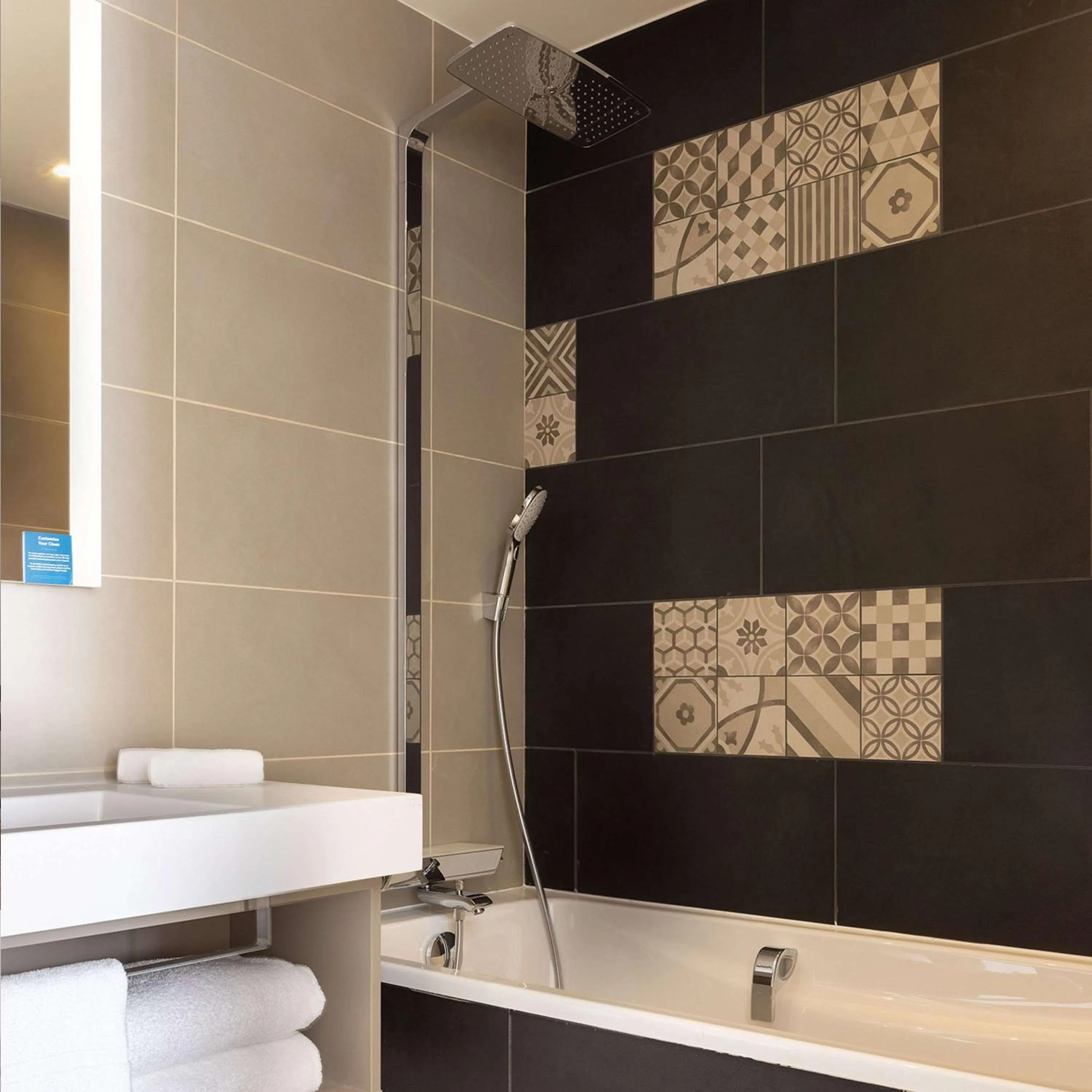 Bathroom in Hilton Garden Inn Tours Centre, France