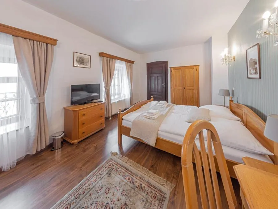 Bed in Hotel Salamander - Garni