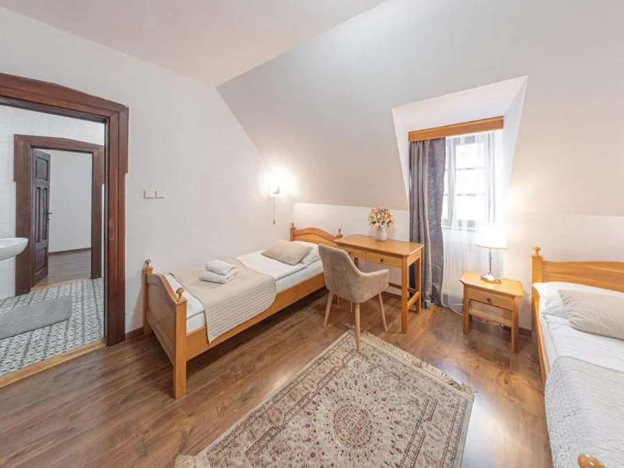 Bed in Hotel Salamander - Garni