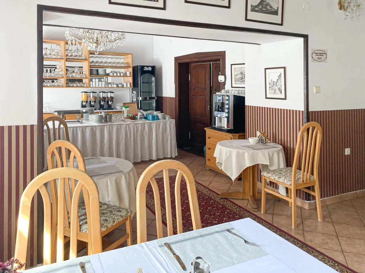 Hotel Salamander - Garni