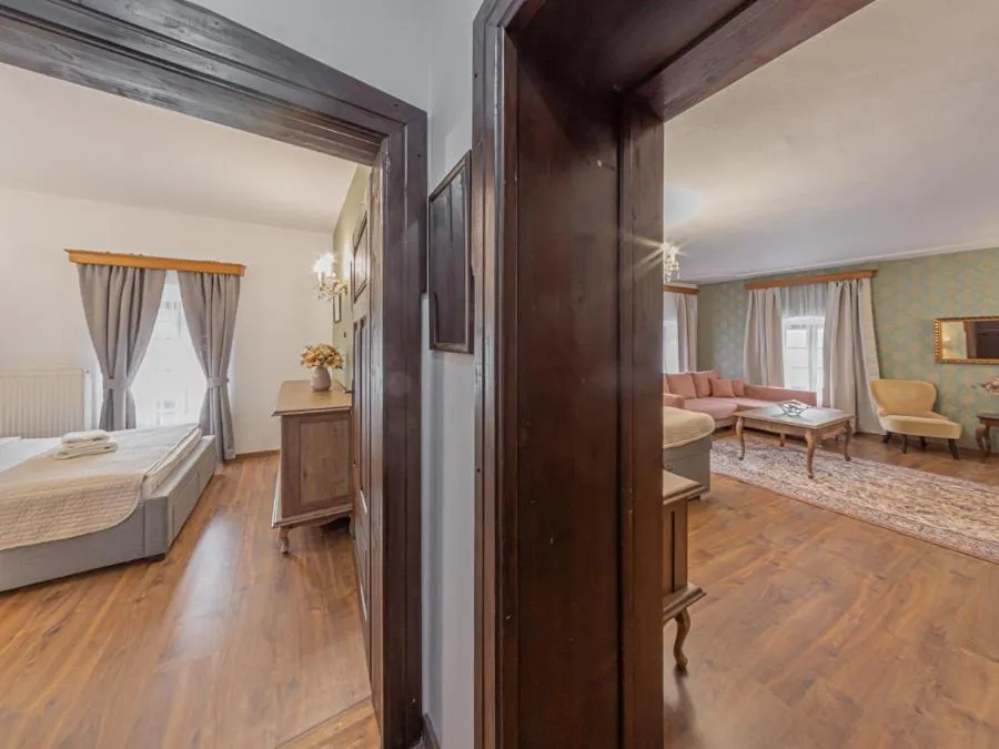 Bed in Hotel Salamander - Garni