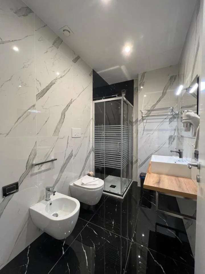 Bathroom in Hotel TEA - Praia a Mare