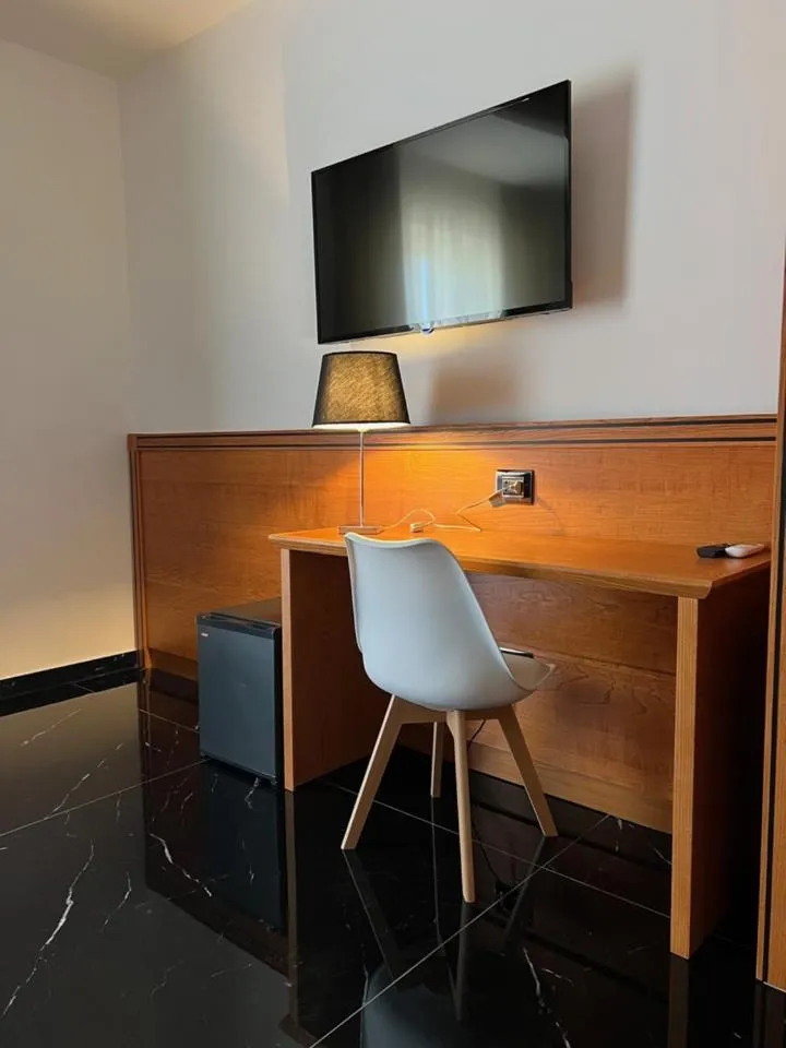 TV and multimedia in Hotel TEA - Praia a Mare