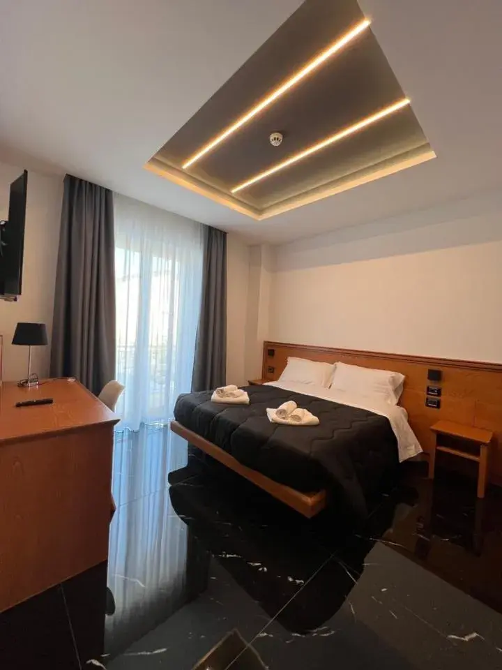 Deluxe Double Room with Balcony in Hotel TEA - Praia a Mare Deluxe Double Room with Balcony in Hotel TEA - Praia a Mare