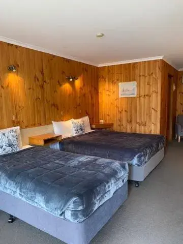 Twin Room in Country Roads Twin Room in Country Roads