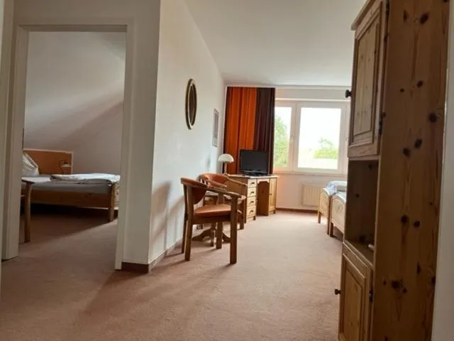 Photo of the whole room in Neustädter Hof Hotel Garni