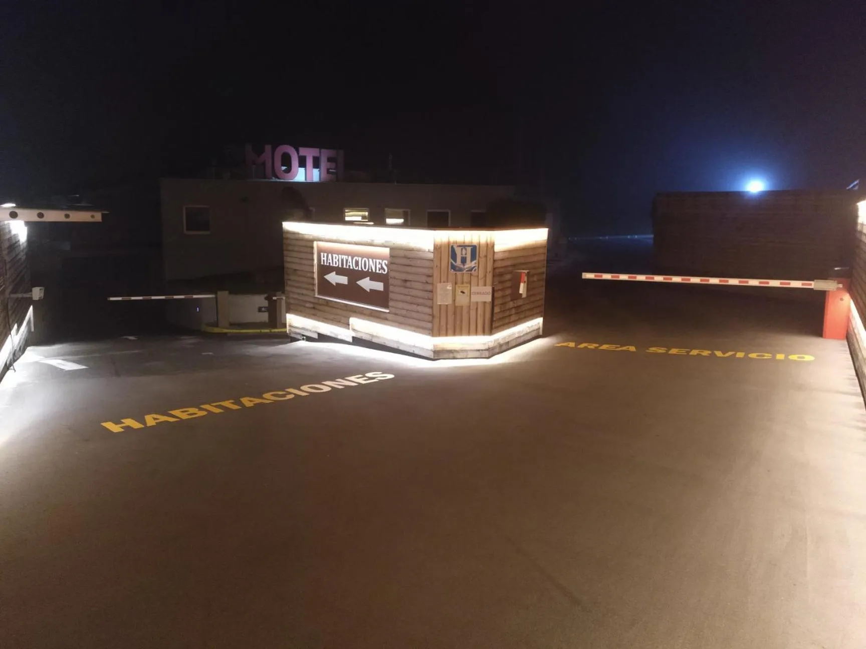 Lobby or reception in Motel Latino