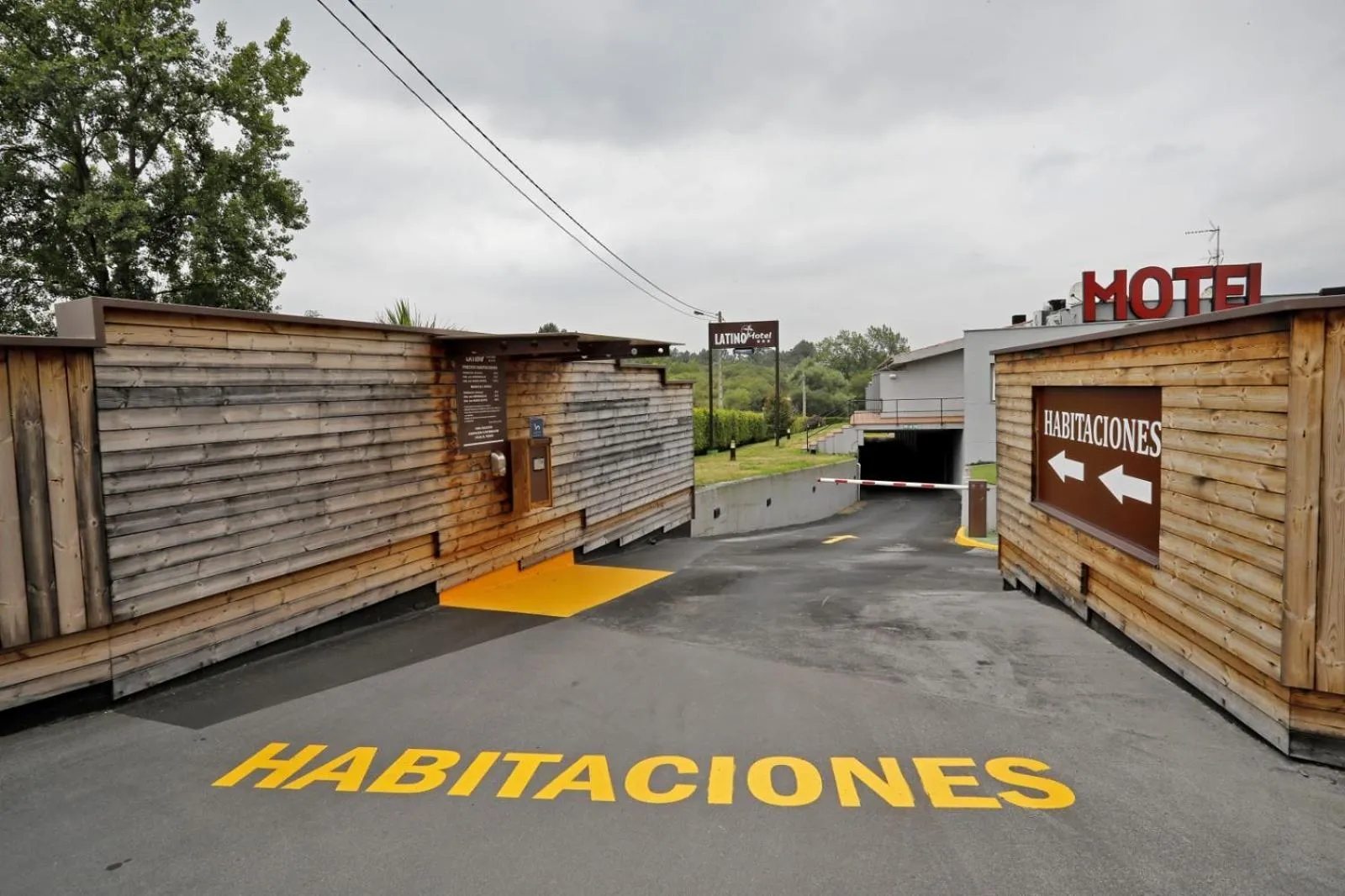 Lobby or reception in Motel Latino