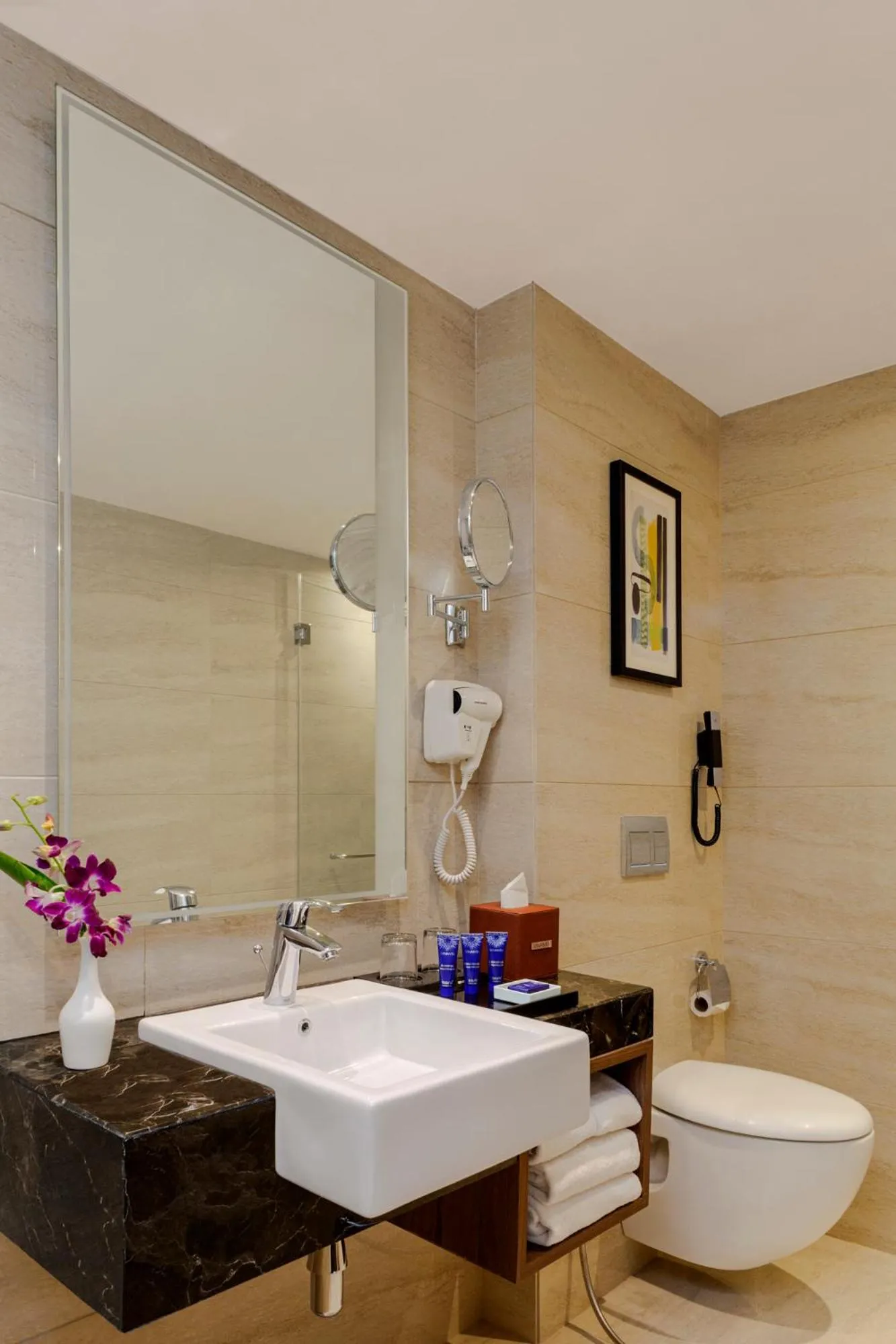 Bathroom in Vivanta Thiruvananthapuram