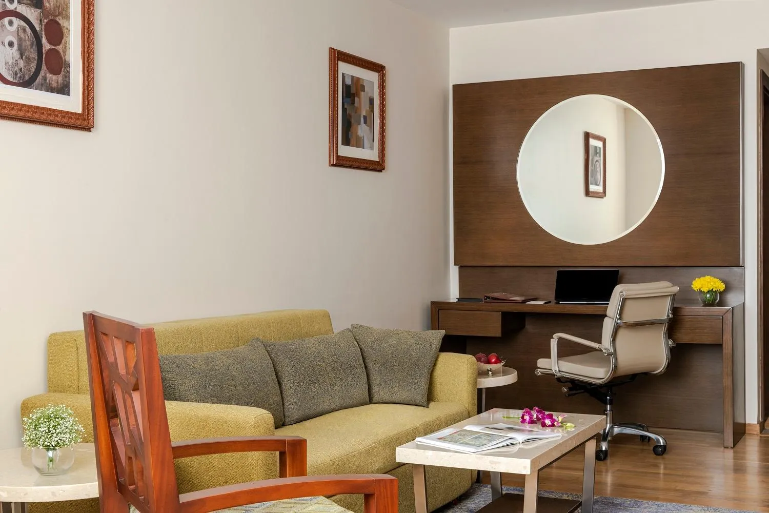 Living room in Vivanta Thiruvananthapuram