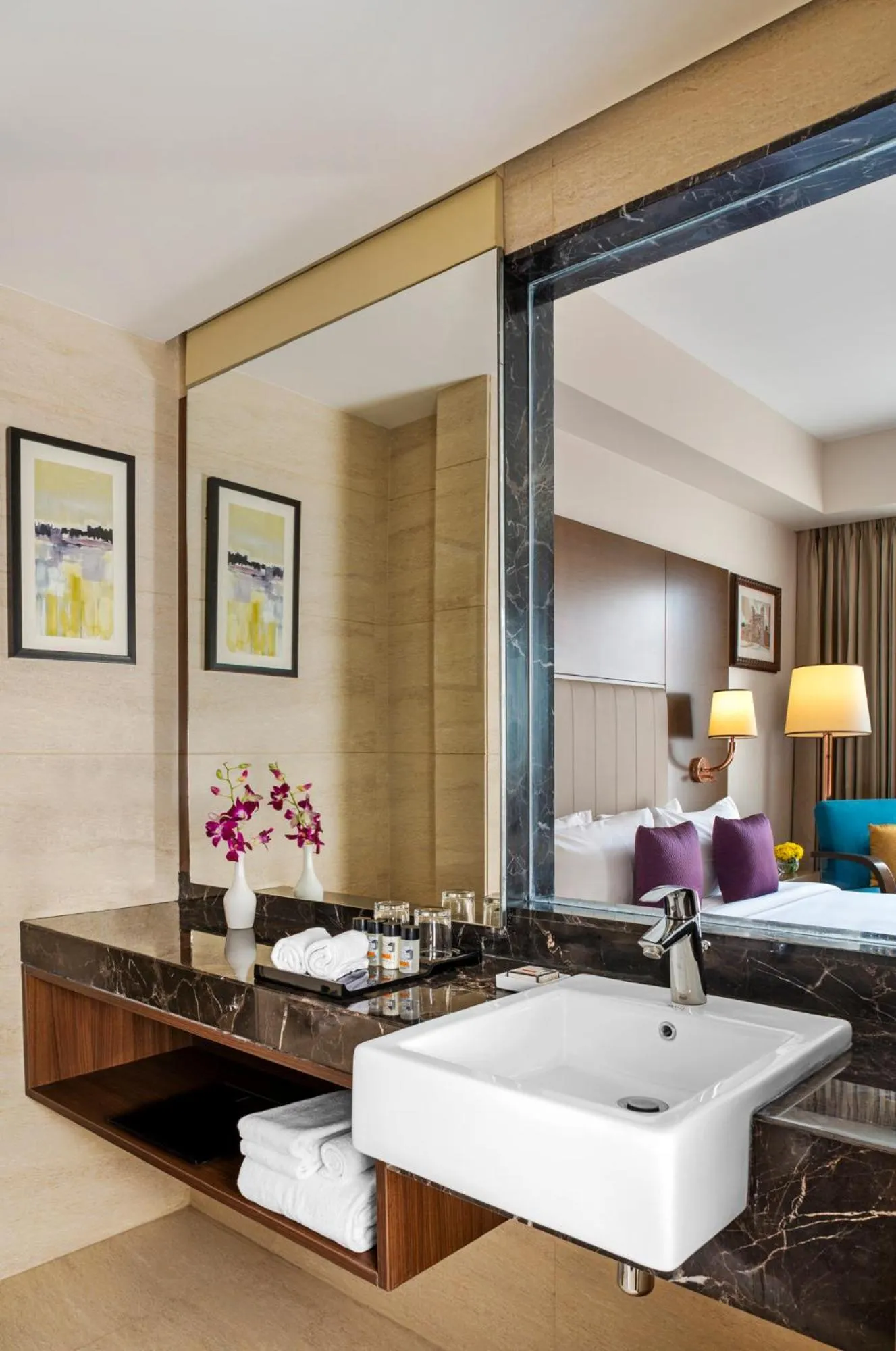Bathroom, Bed in Vivanta Thiruvananthapuram