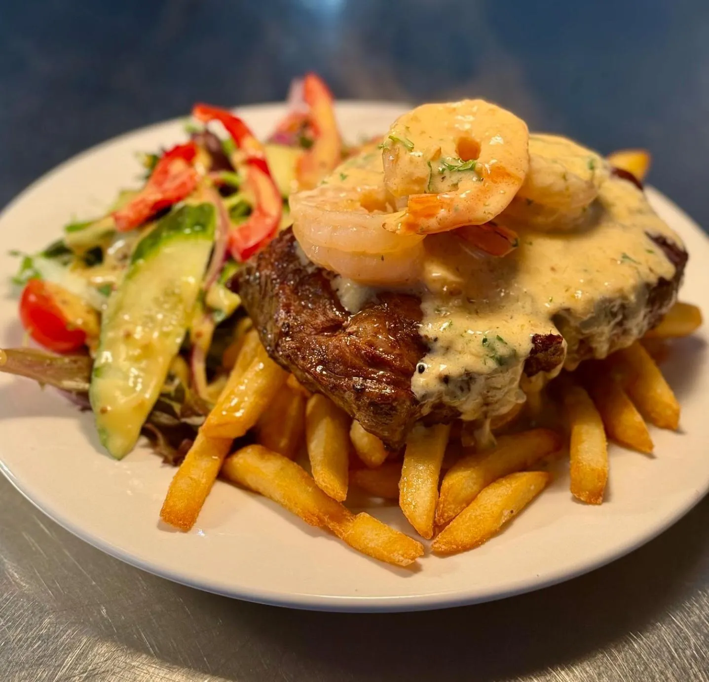 Food in Falcon Hotel Motel