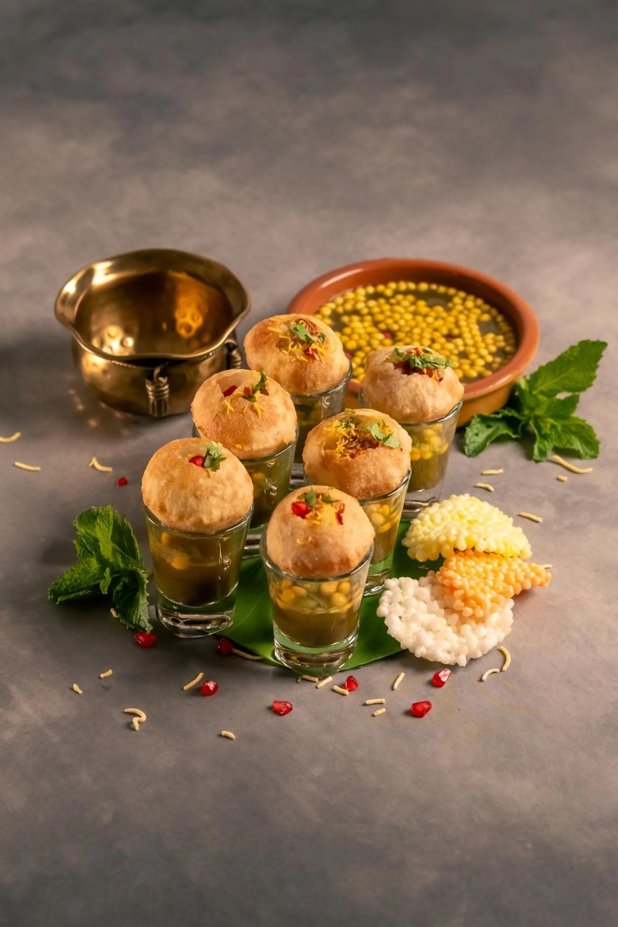 Restaurant/places to eat in Star Metro Deira Hotel Apartments