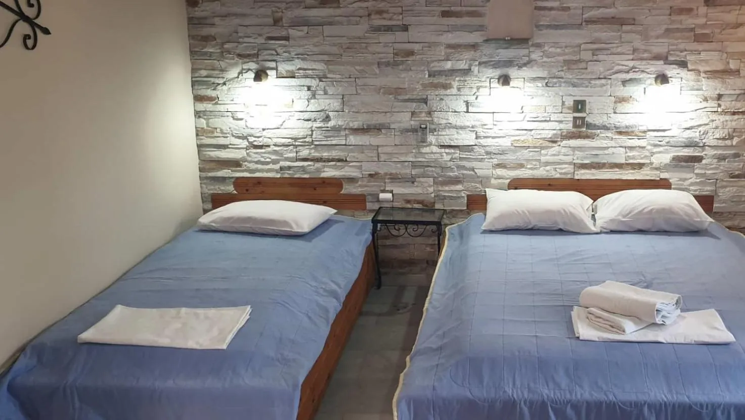 EVI Studios & Apartments