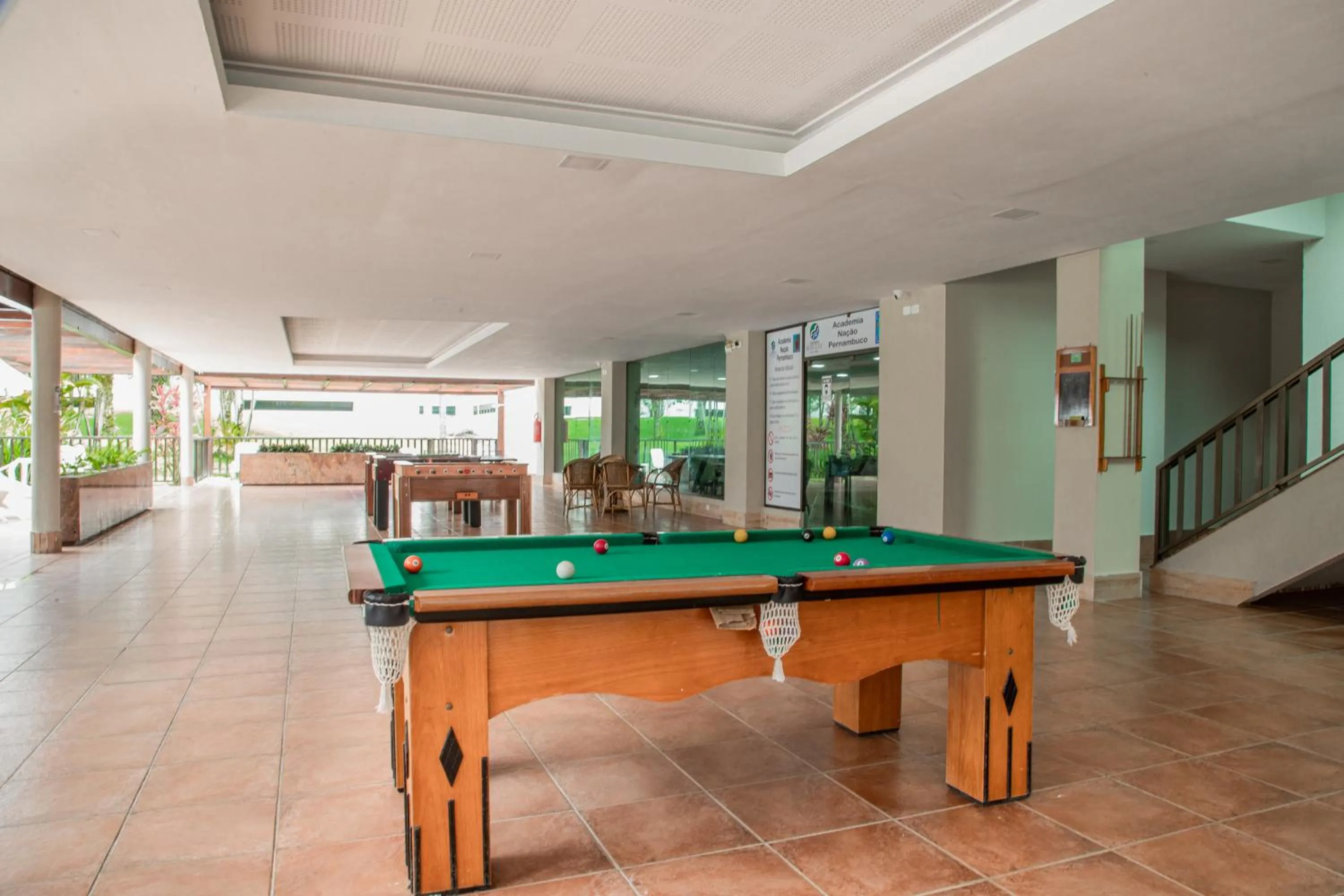 Game Room in Beach Class Muro Alto Condomínio Resort By New Time