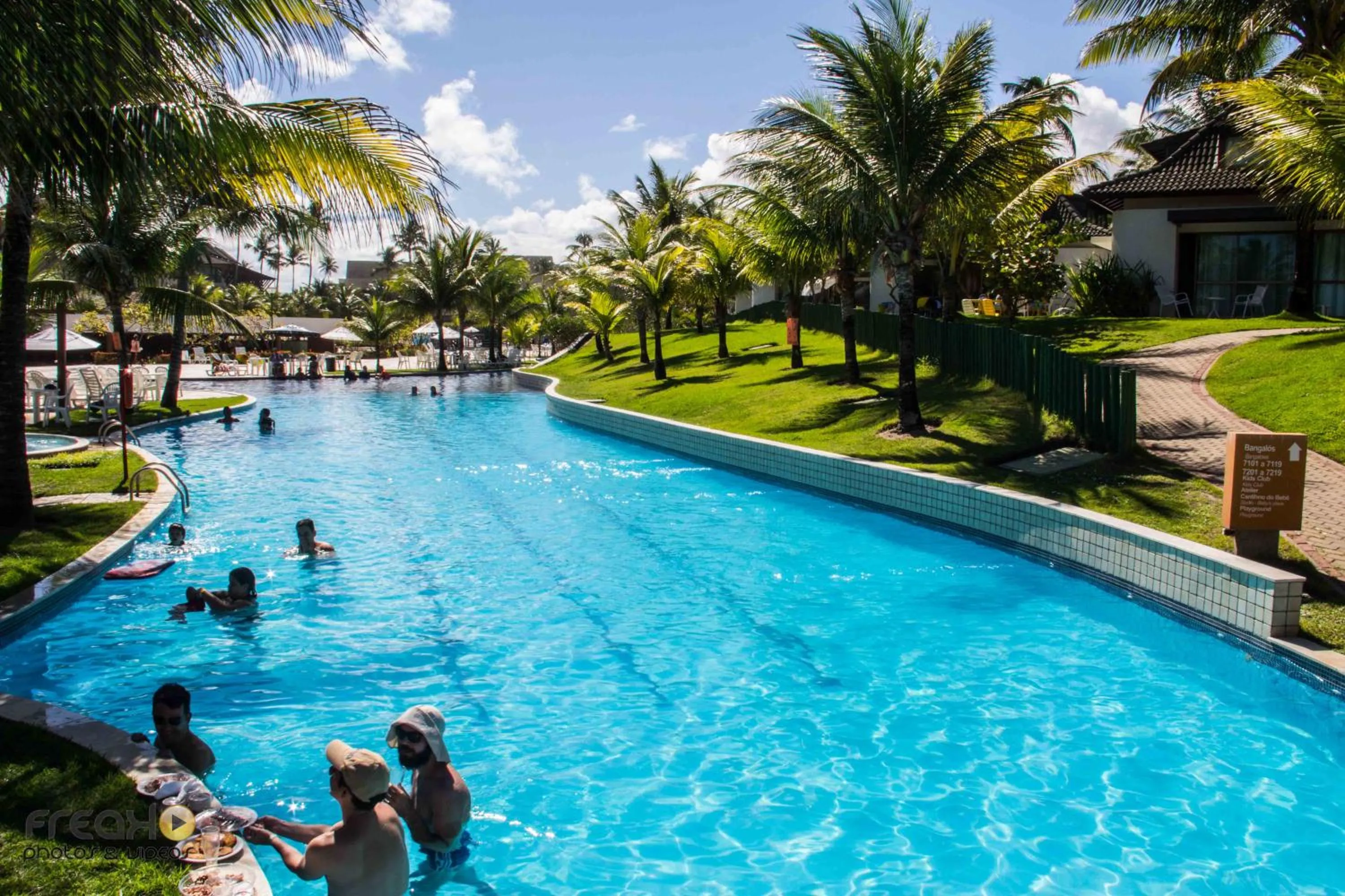 Swimming pool in Beach Class Muro Alto Condomínio Resort By New Time