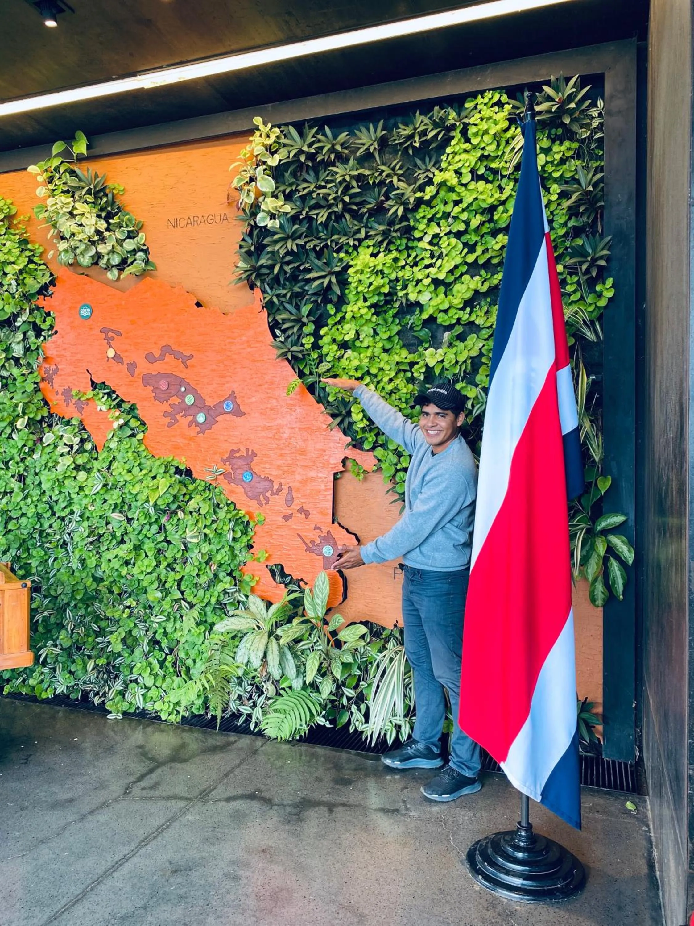 Nearby landmark in Park View Hotel & Restaurant