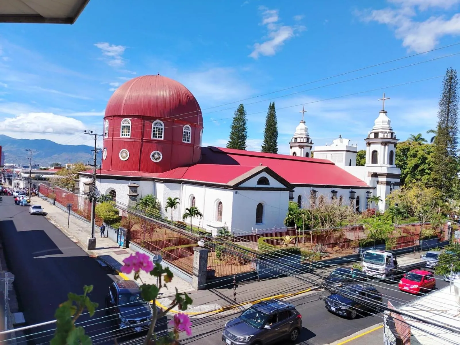 Property building in Park View Hotel & Restaurant