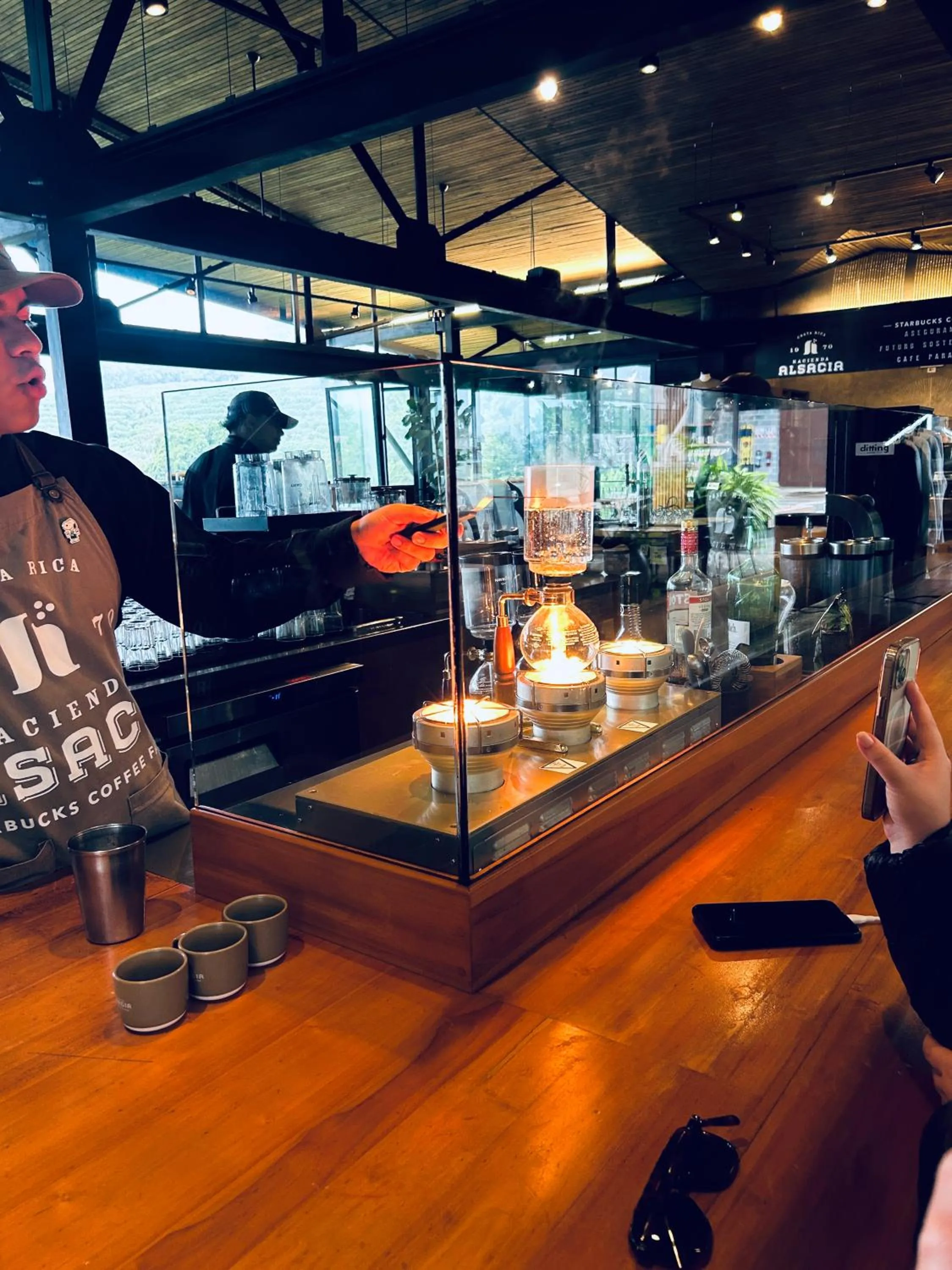 Nearby landmark in Park View Hotel & Restaurant