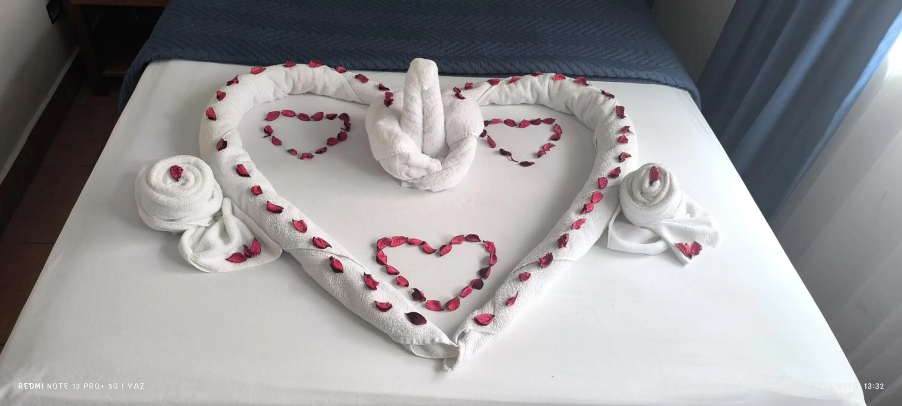 Restaurant/places to eat in Park View Hotel & Restaurant