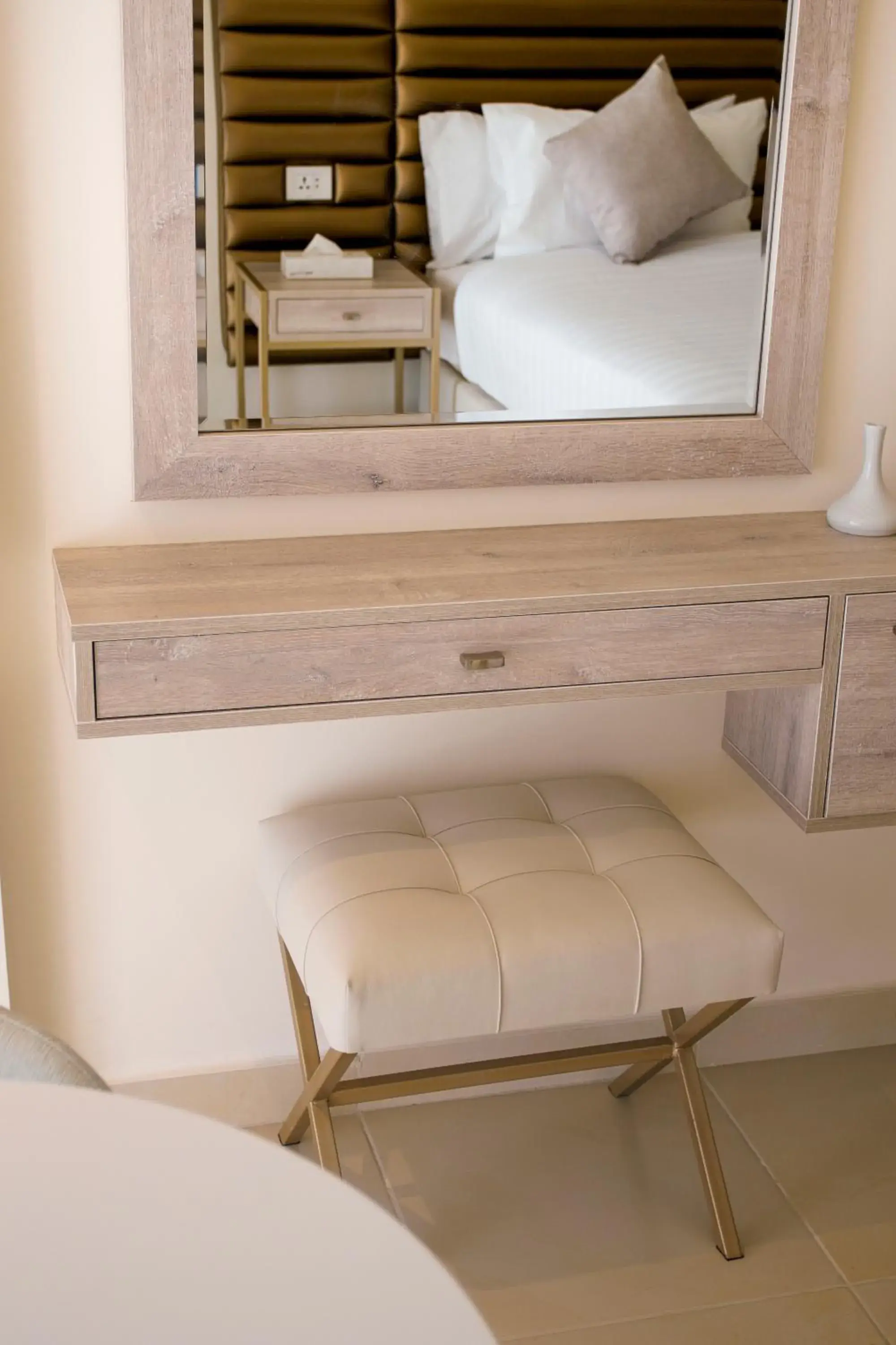 Deluxe Double Room with Balcony and Sea View in Sea view hotel Deluxe Double Room with Balcony and Sea View in Sea view hotel