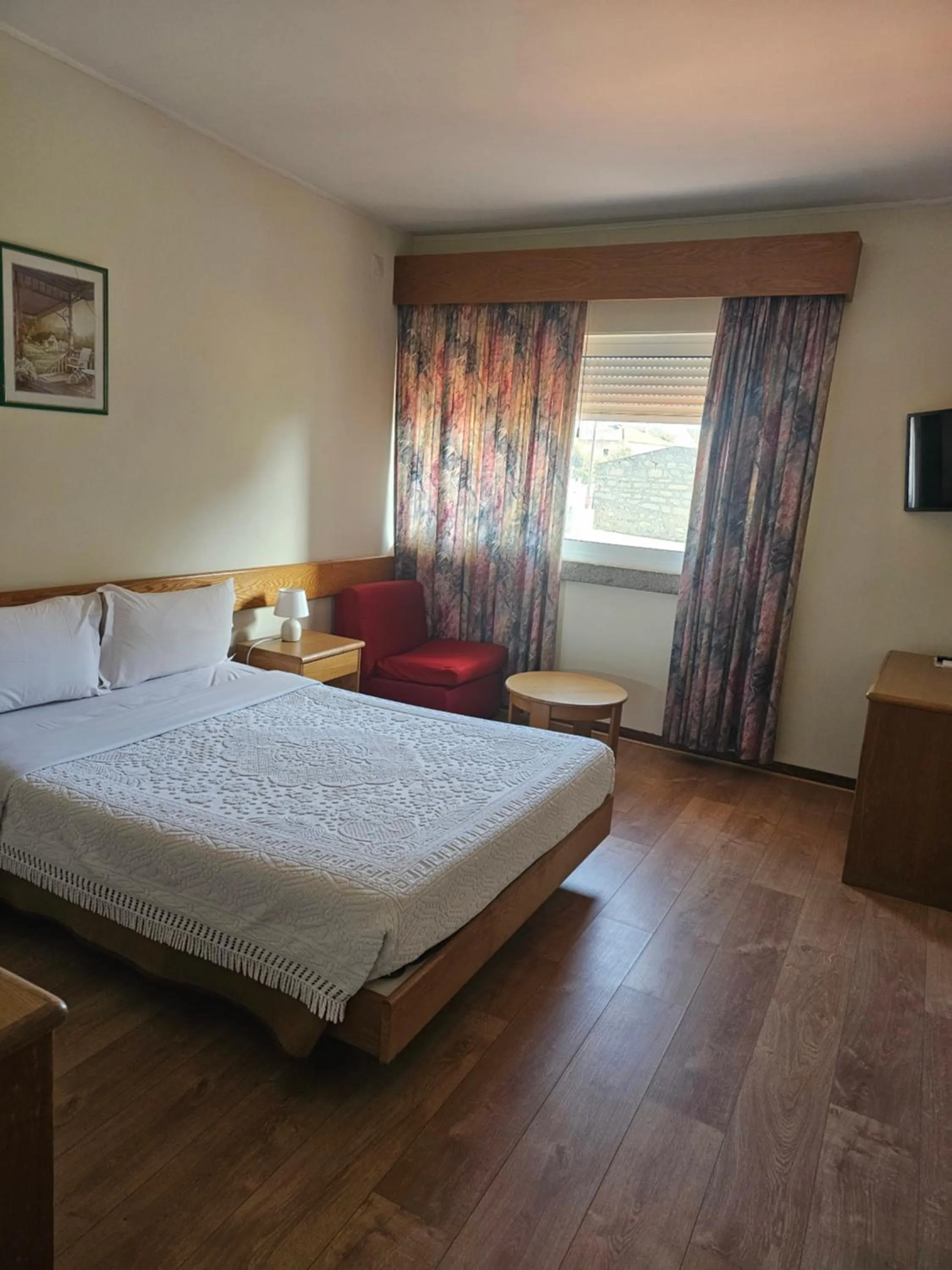 Bed in HOTEL CRUZ DA MATA