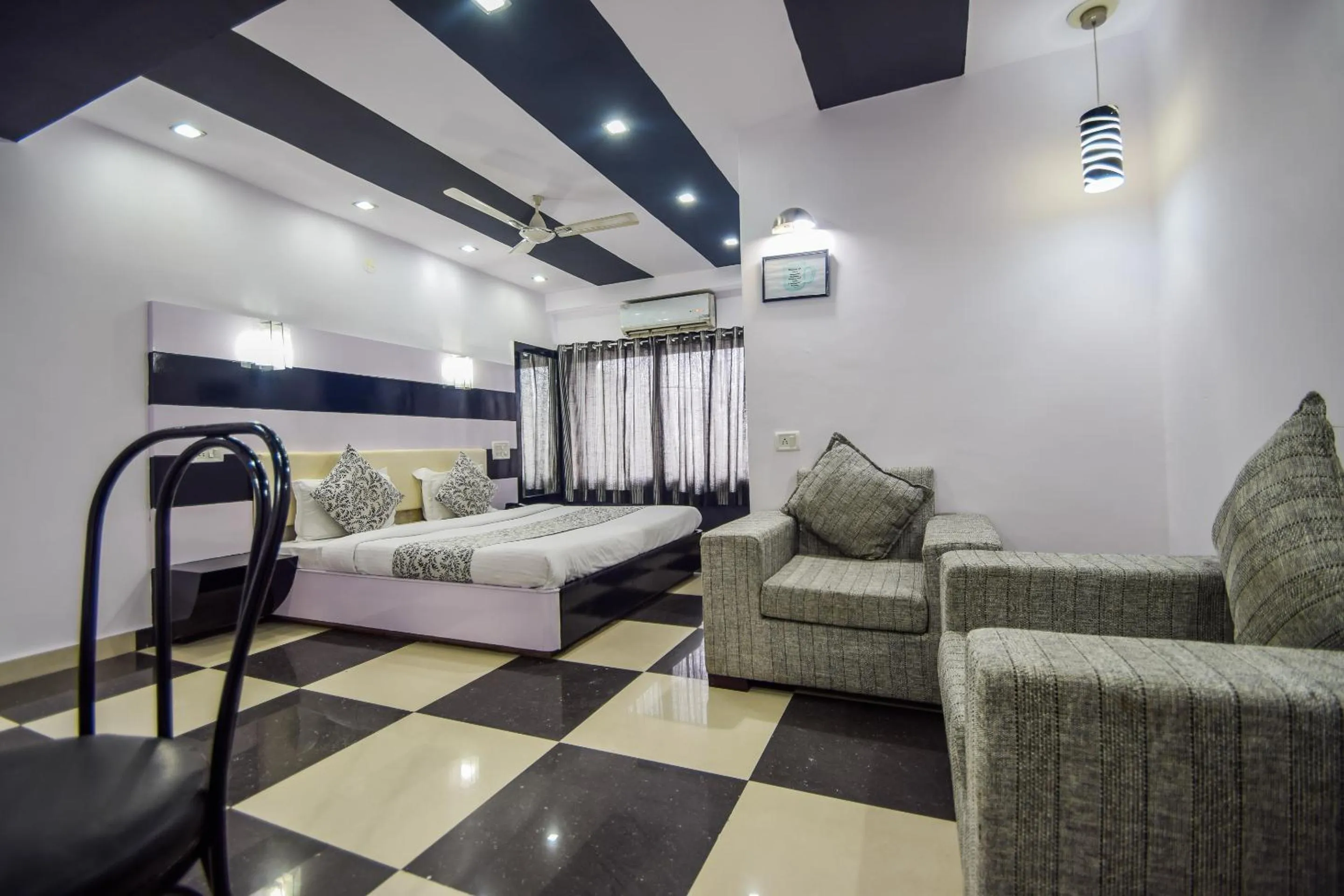 Bed in Hotel The Space