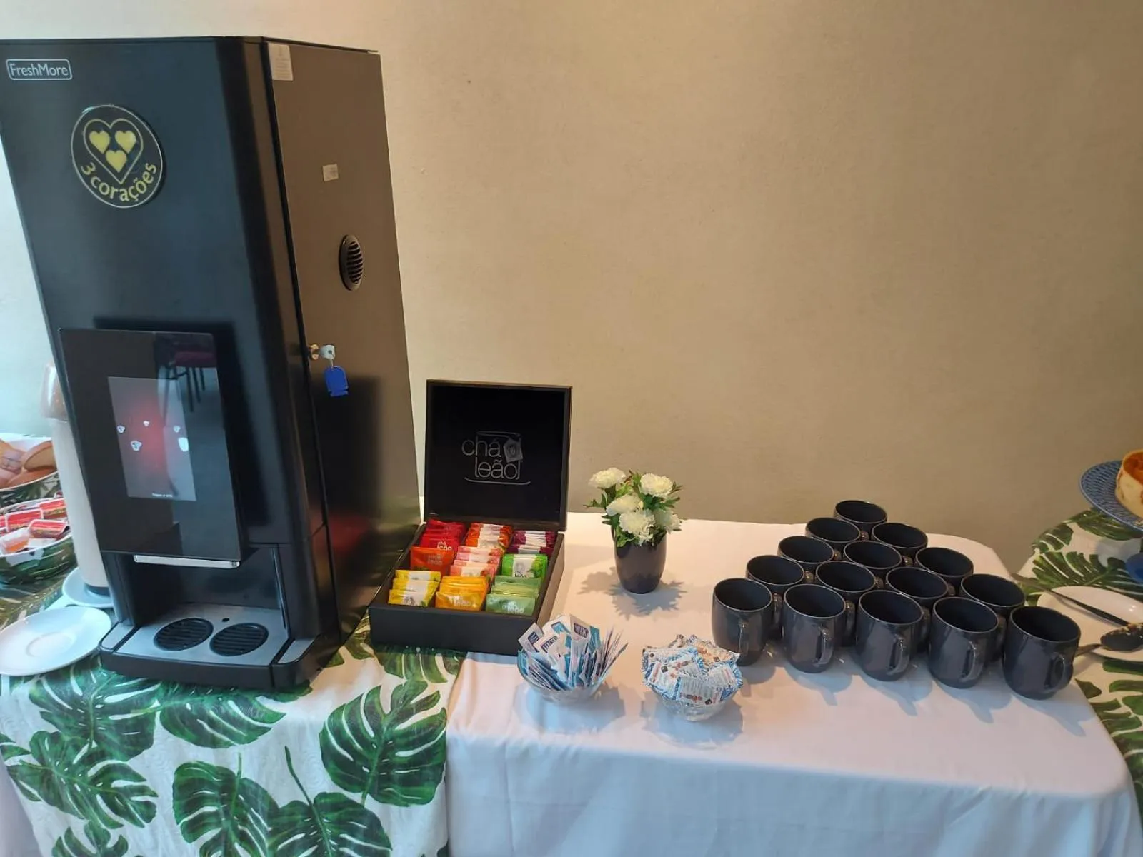 Coffee/tea facilities in Vista Azul Hotel